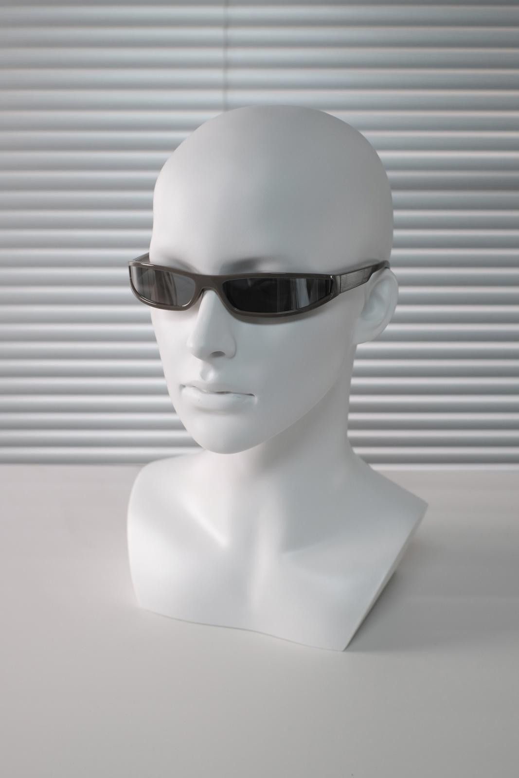 Japanese Brand Rare Vtg Y2k Avant Garde Future Sunglasses Black Unisex OS Size ONE SIZE - 2 Thumbnail
