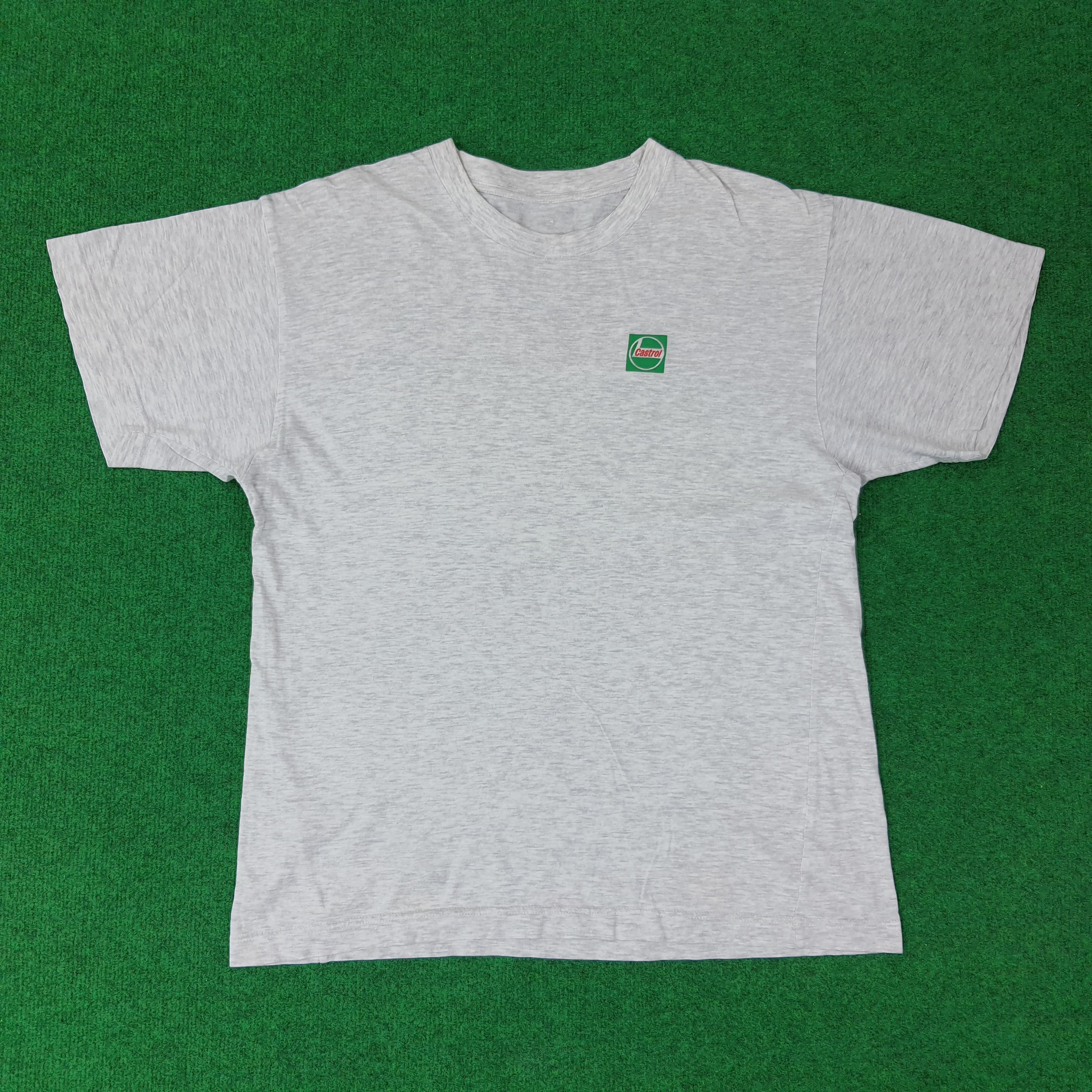 Vintage Vintage Castrol Racing Motorsports Tshirt C223N70 Size US L / EU 52-54 / 3 - 3 Thumbnail