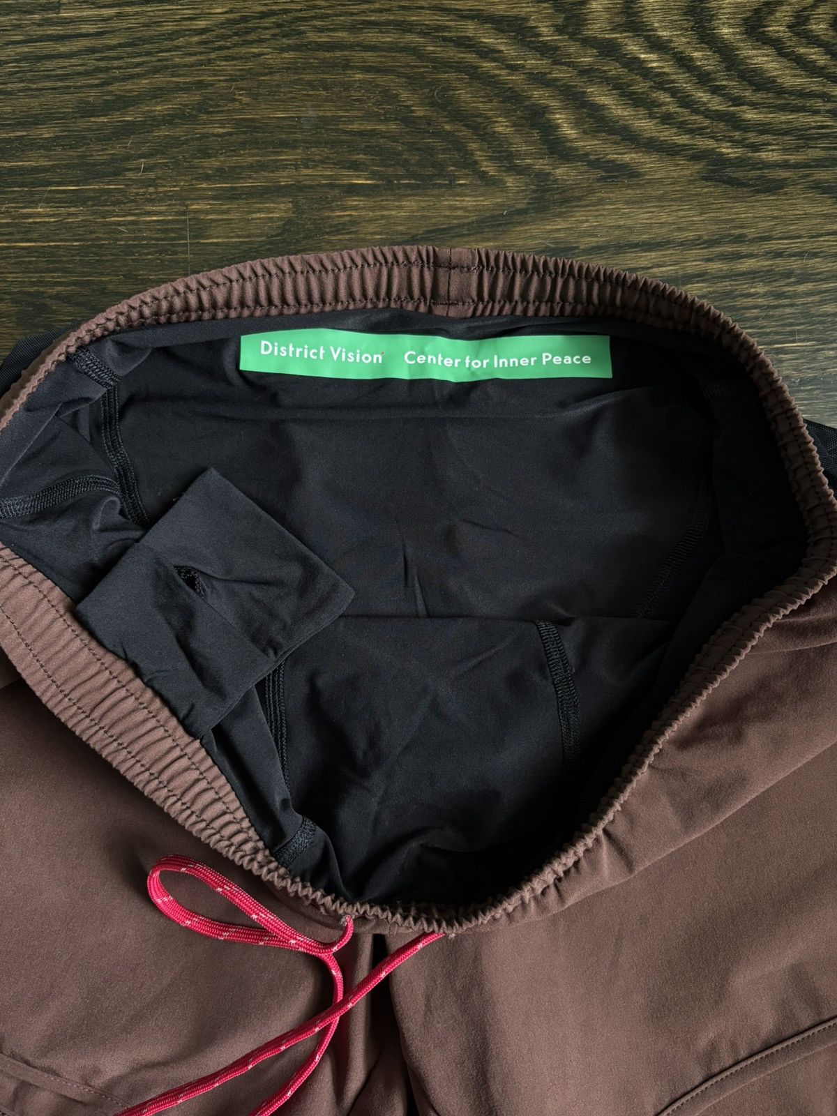 District Vision District Vision Men Running Shorts Pockets Size Small Brown Size US 30 / EU 46 - 3 Thumbnail