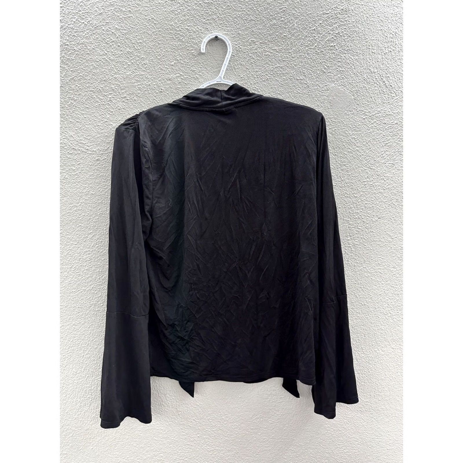 Apt. 9 Apt. 9 Black Long Sleeve Bell Sleeve Shirt Large Womens Shirt Blouse Casual Knit Lightweight Regular N/A Size L / US 10 / IT 46 - 6 Thumbnail