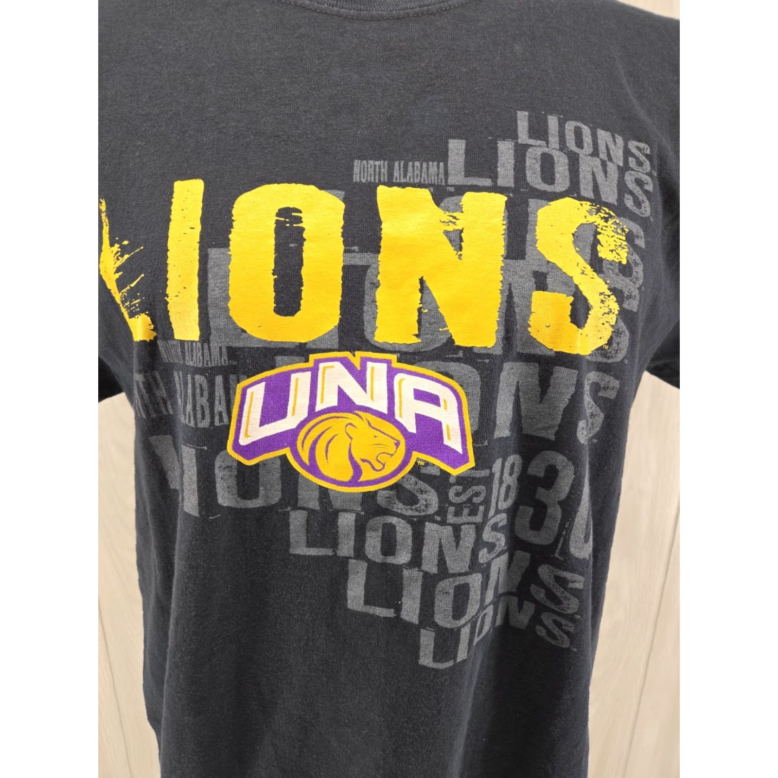 Gildan VINTAGE UNA University of North Alabama T-Shirt Adult Large Size US L / EU 52-54 / 3 - 4 Thumbnail
