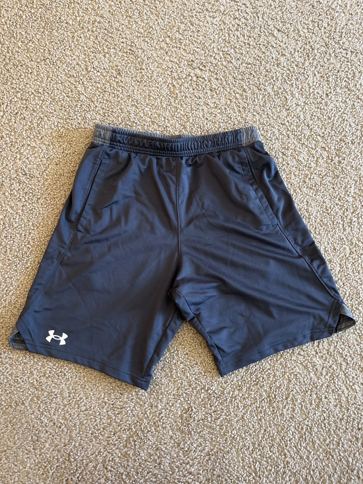 Under Armour Under Armor Grey Shorts Size US 30 / EU 46 - 1 Thumbnail