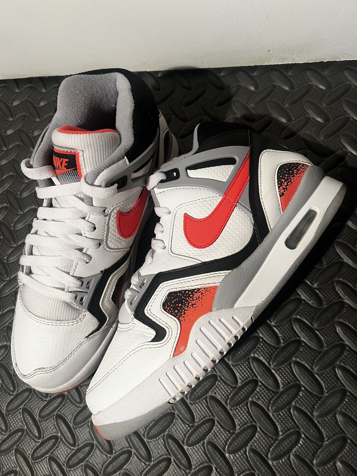 Nike CLEAN Nike Air Tech Challenge II size 6.5 Agassi Lava Pink Size US 6.5 / EU 39-40 - 1 Thumbnail