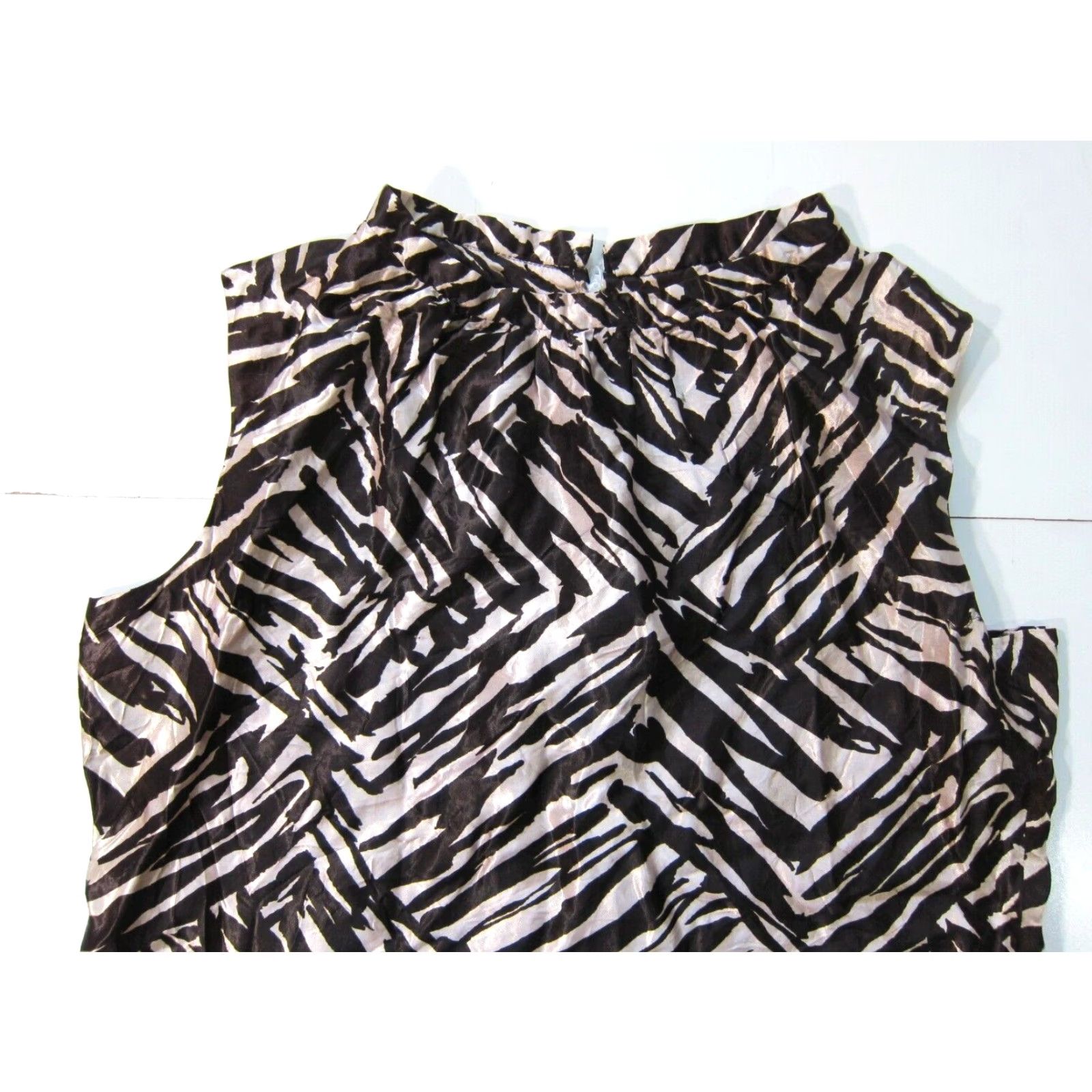 Vintage VINTAGE Riviera Robes Blouse Women L Brown Zebra High Neck Sleeveless 40" waist 21" pit to pit Mens? Size L / US 10 / IT 46 - 4 Thumbnail