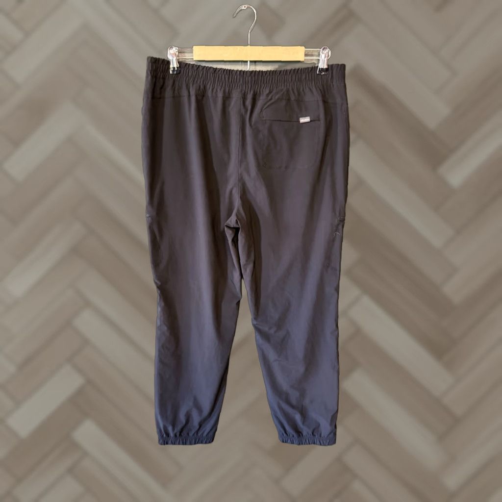 Eddie Bauer Eddie Bauer Womens Black Outdoor Hiking Cargo Jogger Pants Lined Size 12 Size 34" / US 12 / IT 48 - 1 Thumbnail