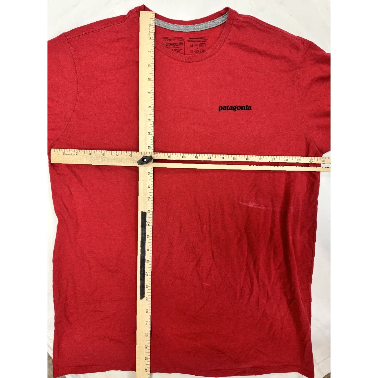 Patagonia Patagonia Responsibili-Tee Men's M Red Regular T-Shirt Size US M / EU 48-50 / 2 - 3 Thumbnail