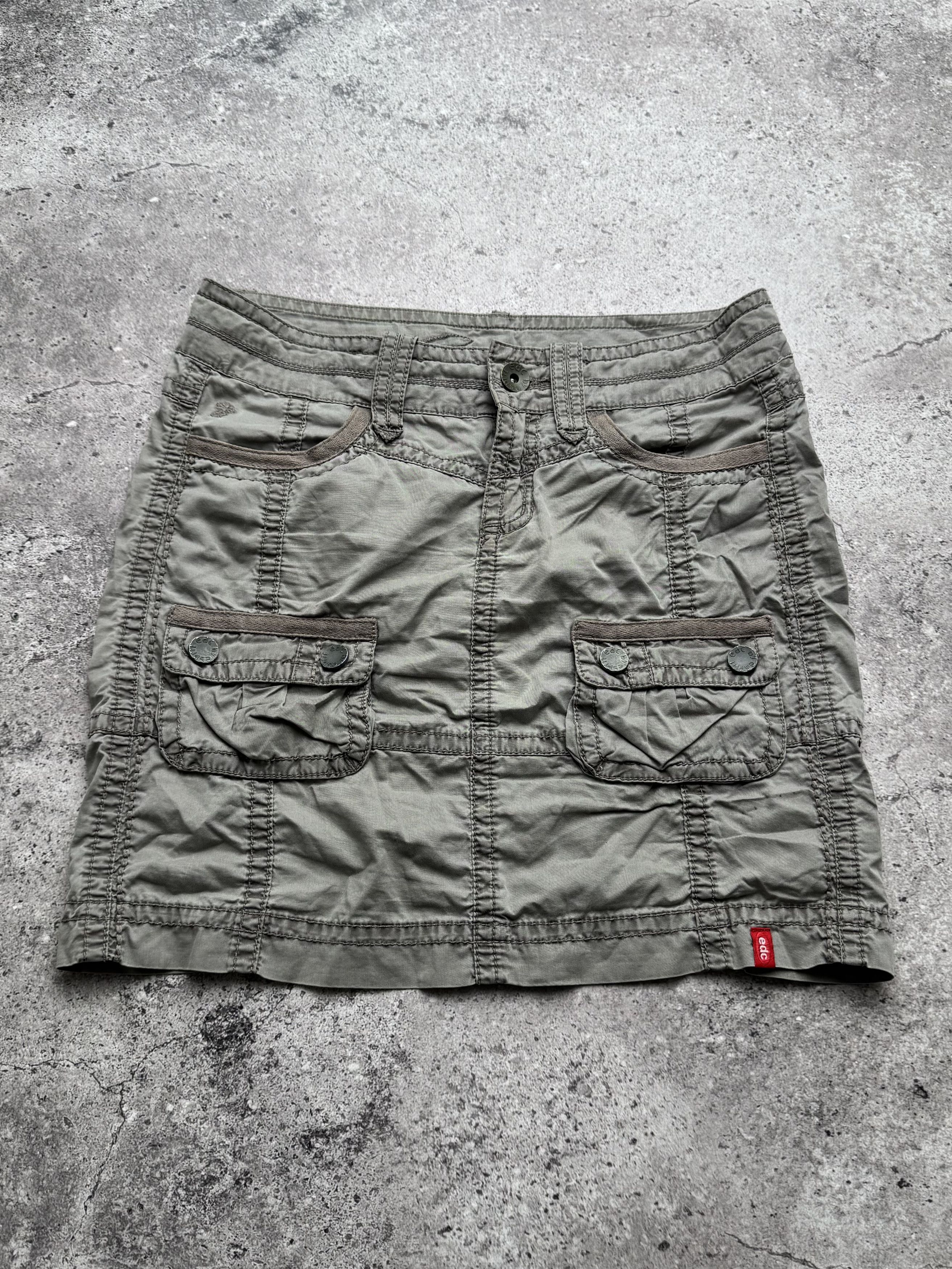Vintage Y2K Khaki Cargo Mini Skirt Utility Pocket Low Rise (E8) Size 27" / US 4 / IT 40 - 1 Thumbnail