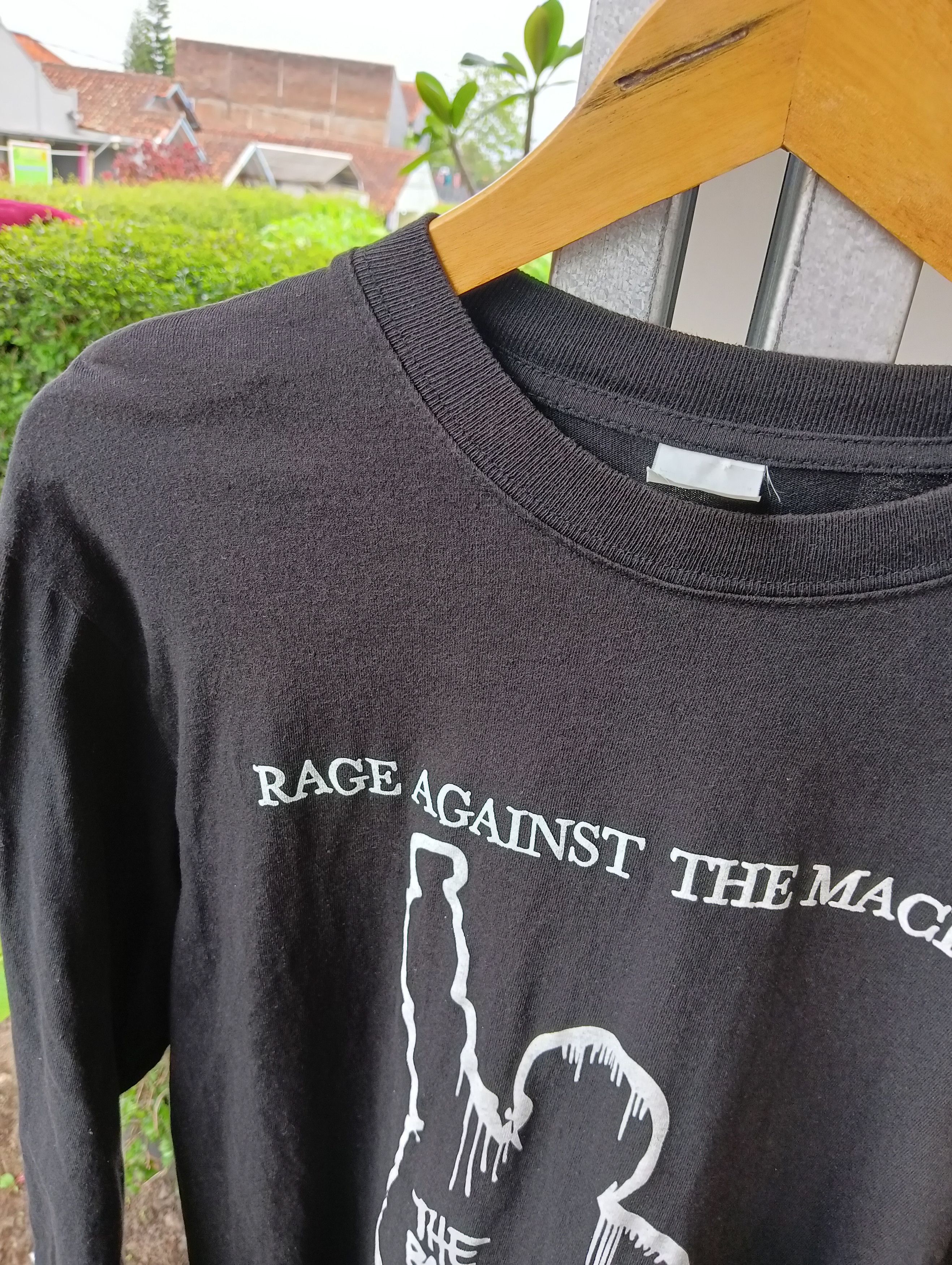 Band Tees × Rage Against The Machine × Vintage Vintage Tees Rage Against The Machine Battle of Los Angeles Size US L / EU 52-54 / 3 - 4 Thumbnail