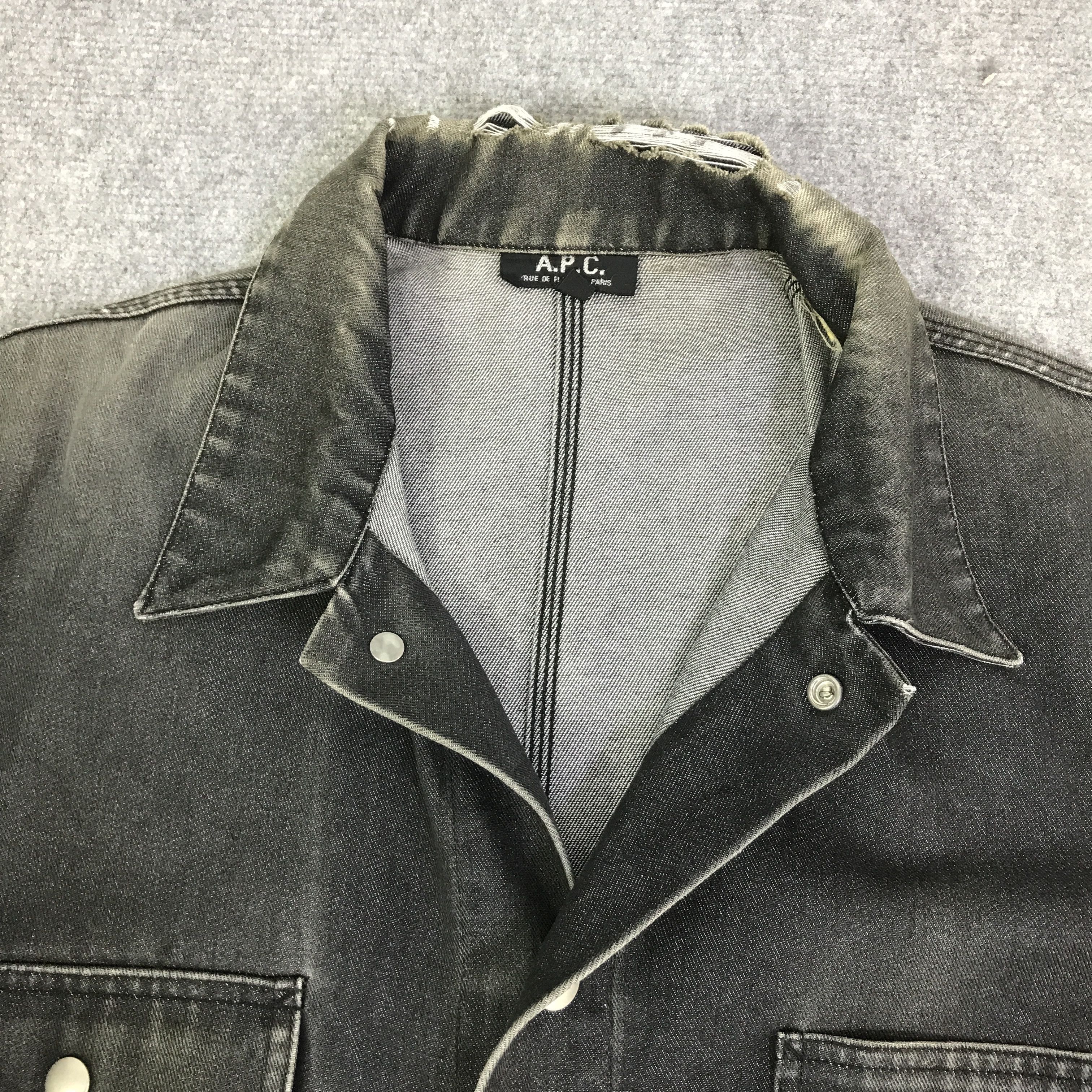 A.P.C. A.P.C Black Faded Denim Button Jacket K115B12 Size US L / EU 52-54 / 3 - 8 Thumbnail