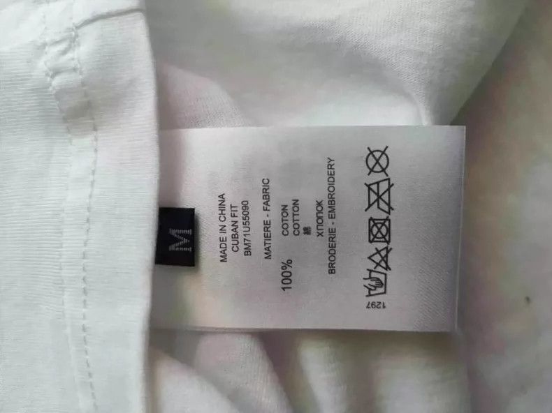 Givenchy Givenchy Short Sleeve T-Shirt Size US M / EU 48-50 / 2 - 6 Thumbnail