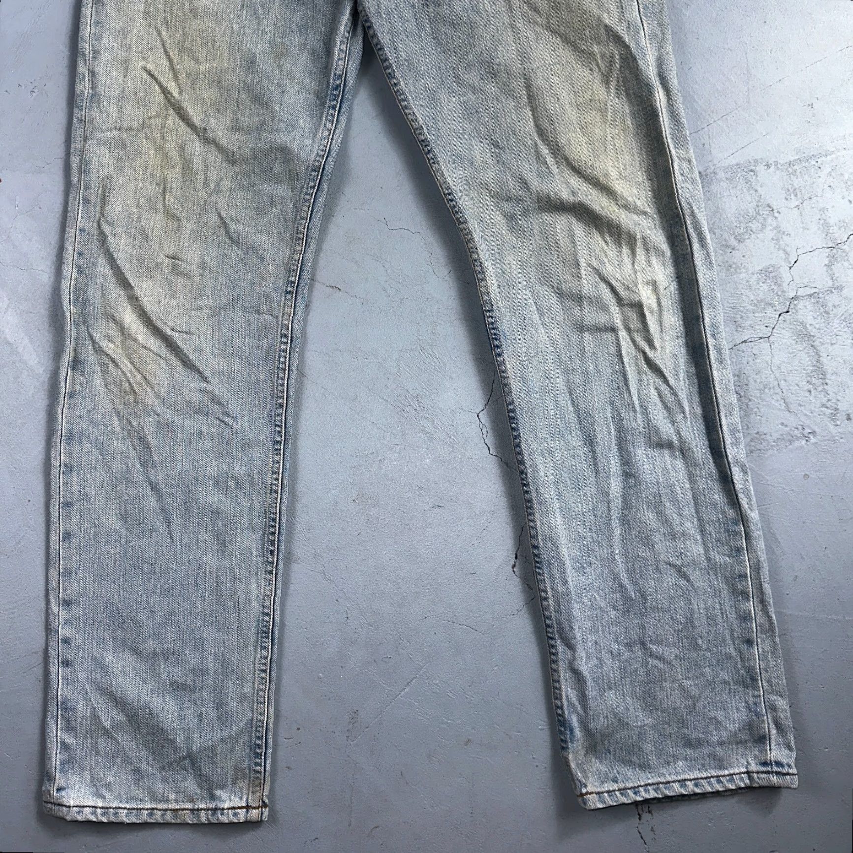 Levi's VINTAGE Levi's 501 Jeans Men Jeans 33x34 90s Light Light Wash Blue 33x34 Straight 90s Mens Jeans Levi's 501 Series with Comfort Size US 33 - 3 Thumbnail