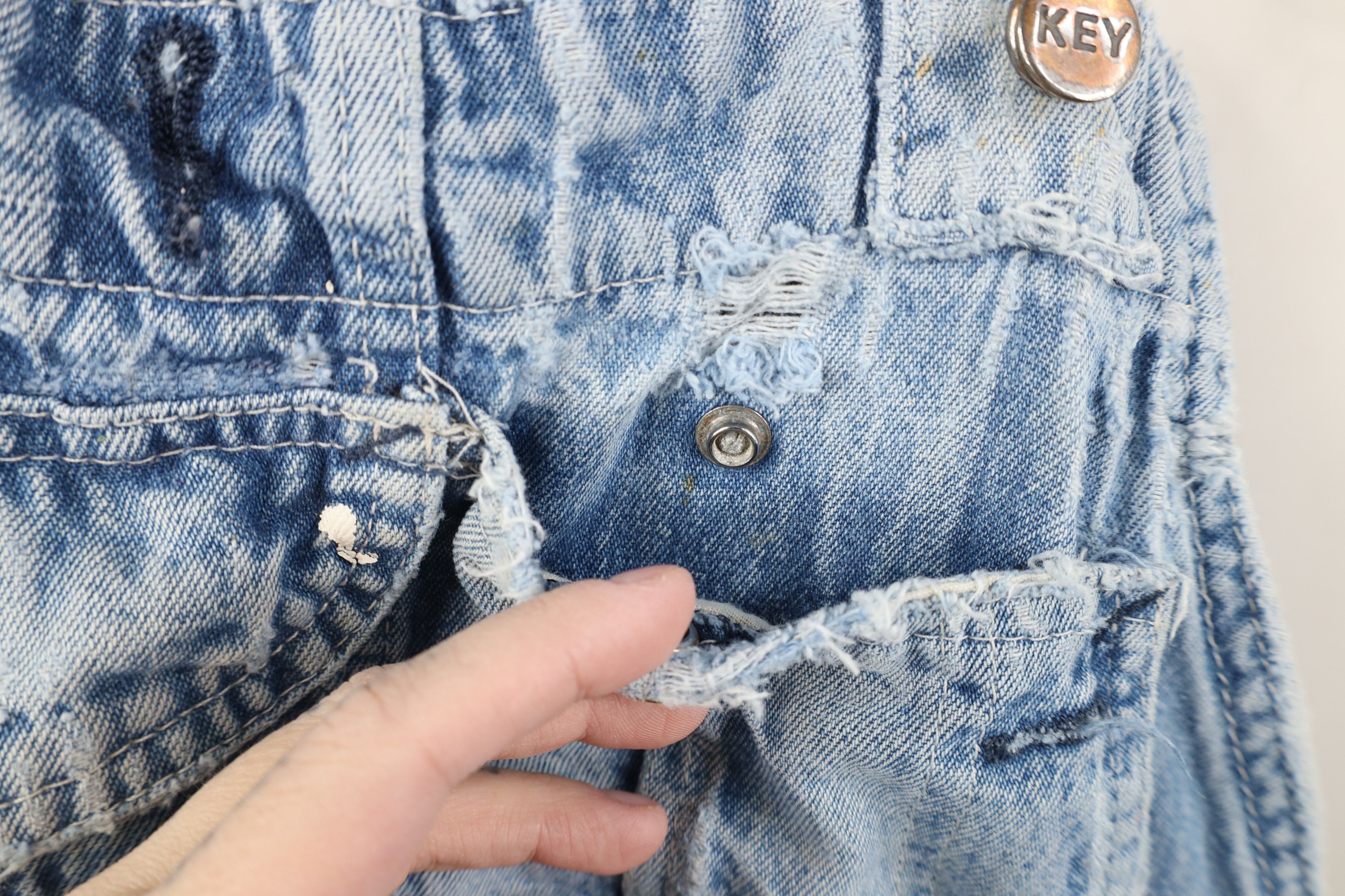 Vintage Vintage 90s Streetwear Thrashed Wide Leg Denim Jean Overalls Size US 40 / EU 56 - 11 Thumbnail