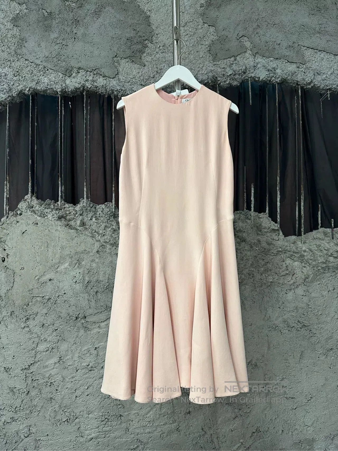 Dior dior sleeveless dress in pale pink. Size US 36 / EU 52 - 1 Thumbnail