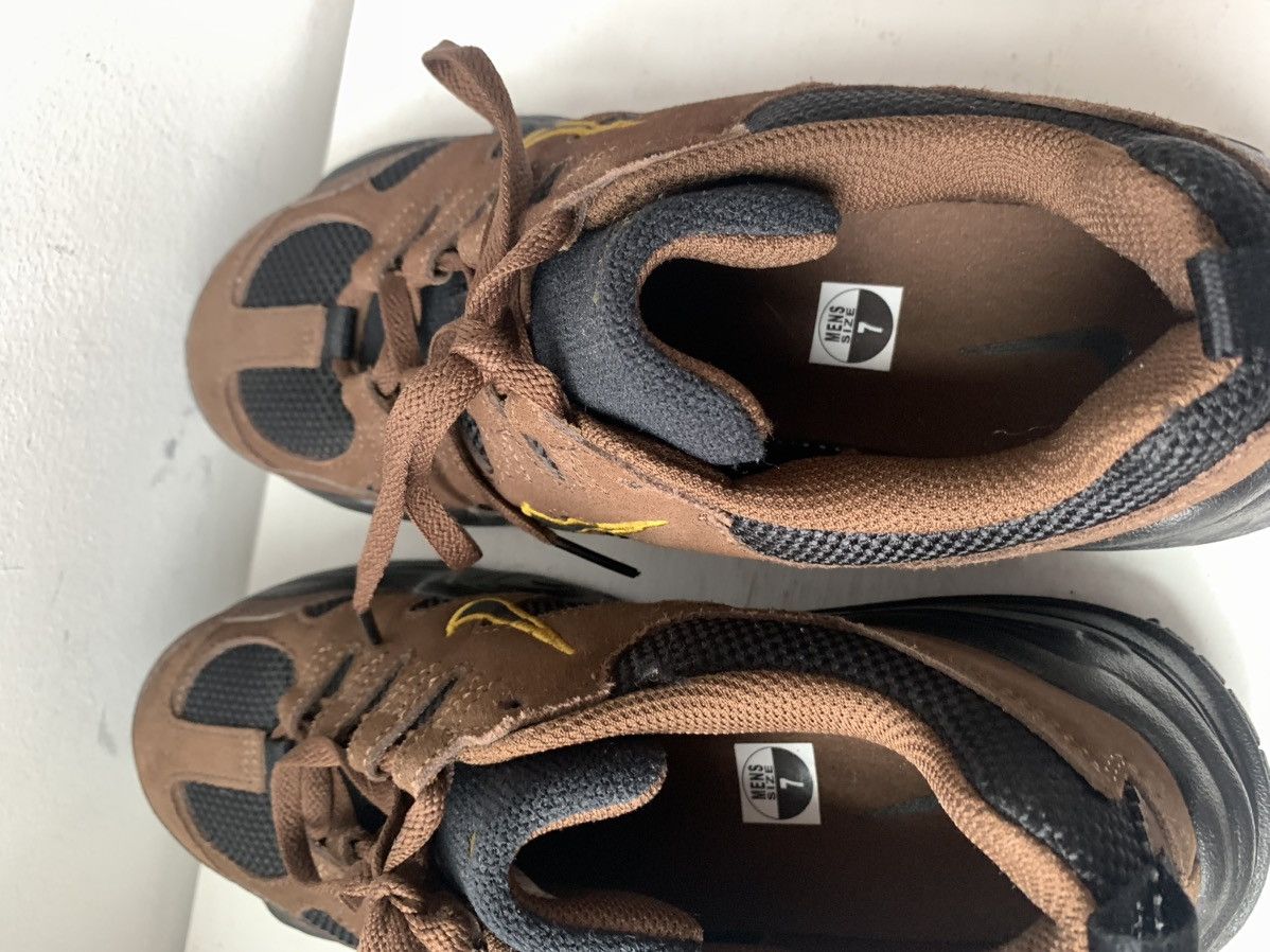 Nike NIKE BROWN TECH HERA SNEAKERS Size US 7 / EU 40 - 6 Thumbnail