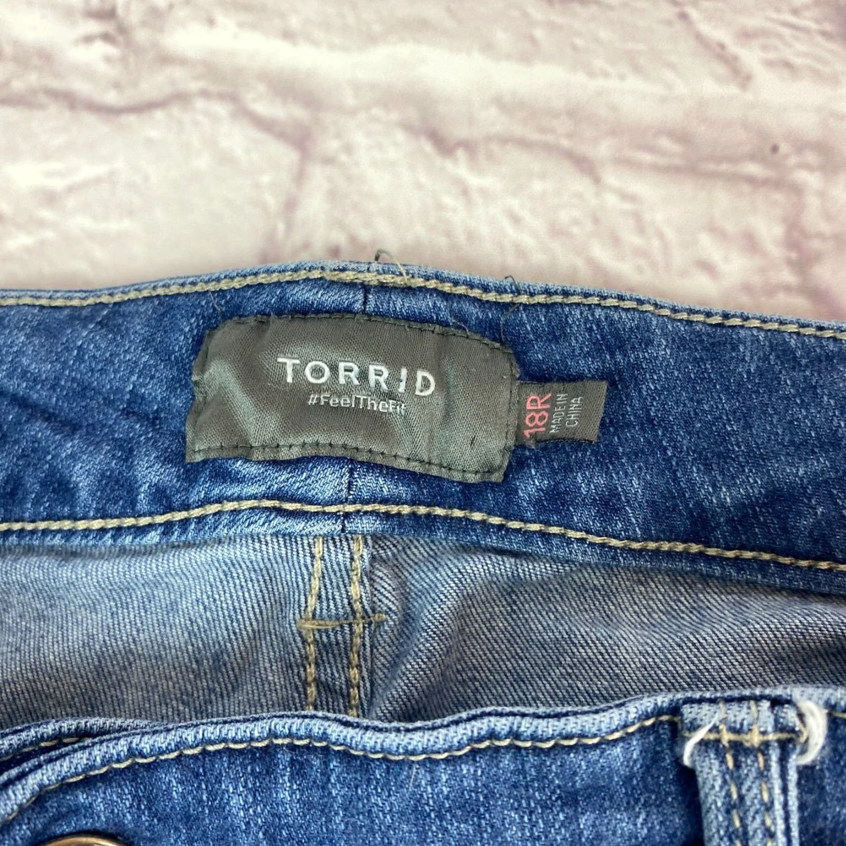 Torrid Torrid Womens Skinny Jeans Plus 18R Blue Distressed Ankle Stretch Denim 5-Pocket Regular Mid Rise Jeans Size 40" / US 18 - 5 Thumbnail