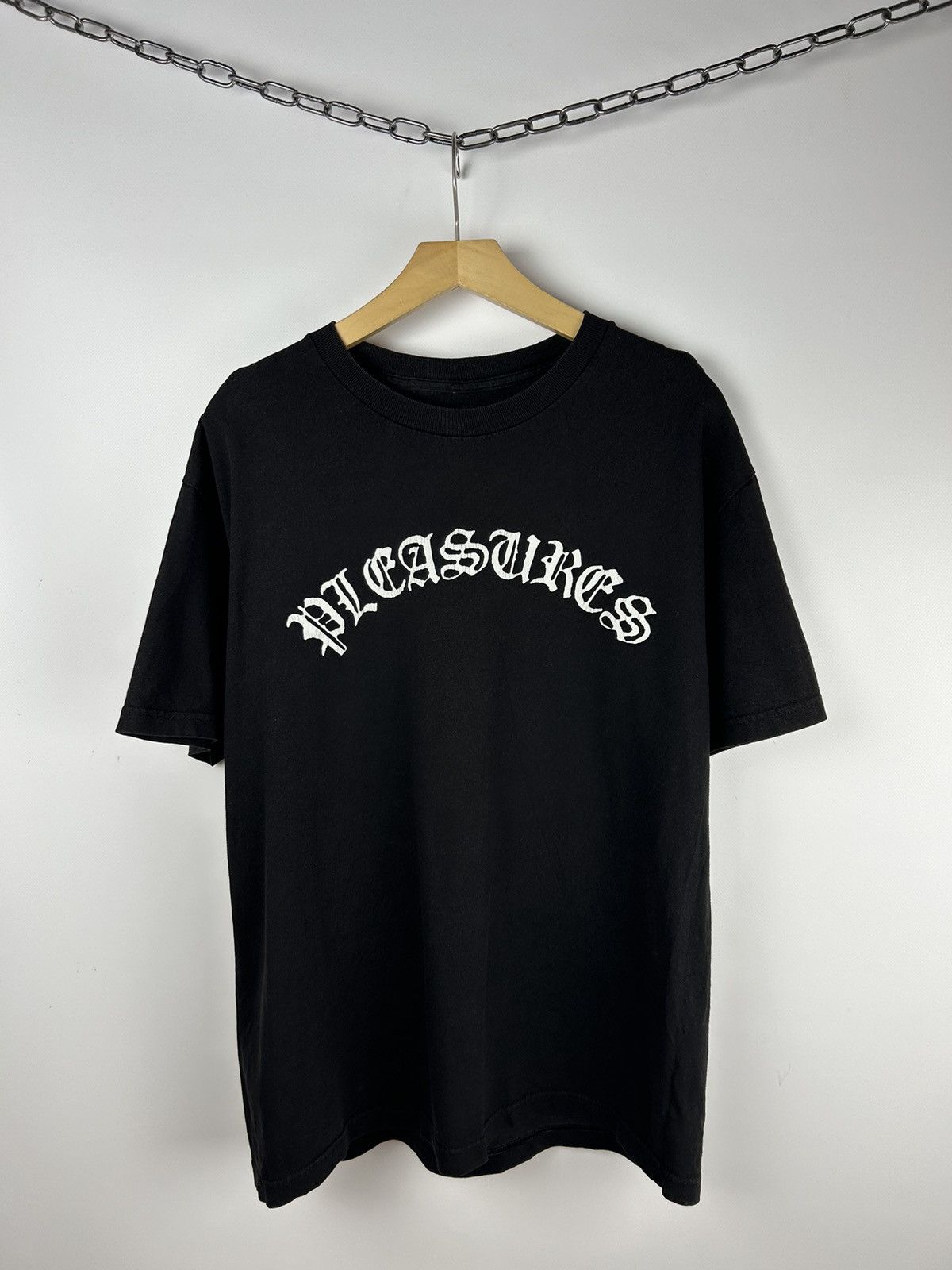 Designer × Pleasures Pleasures T-Shirt Mens Size M Black Top Big Logo Y2K Size US L / EU 52-54 / 3 - 1 Thumbnail