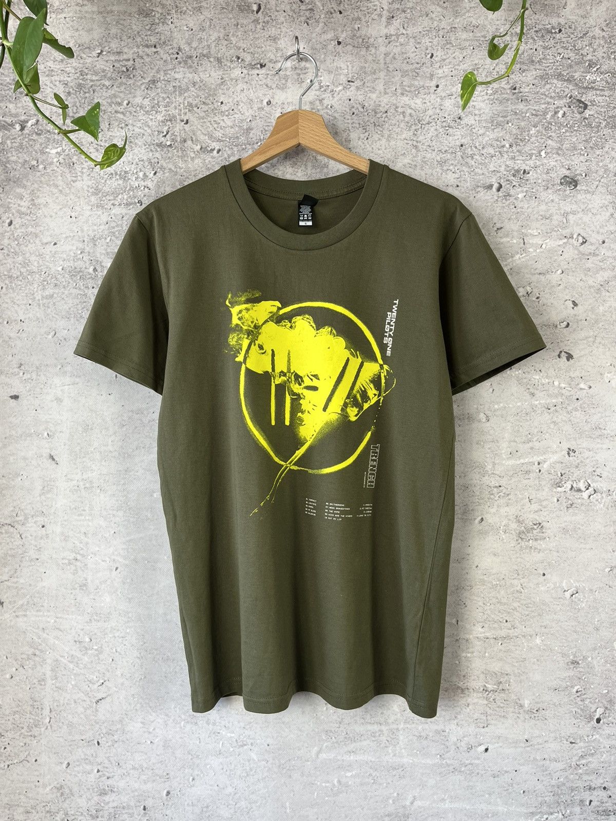 Band Tees Twenty One Pilots - Trench Promo t-shirt (L) Size US S / EU 44-46 / 1 - 2 Thumbnail