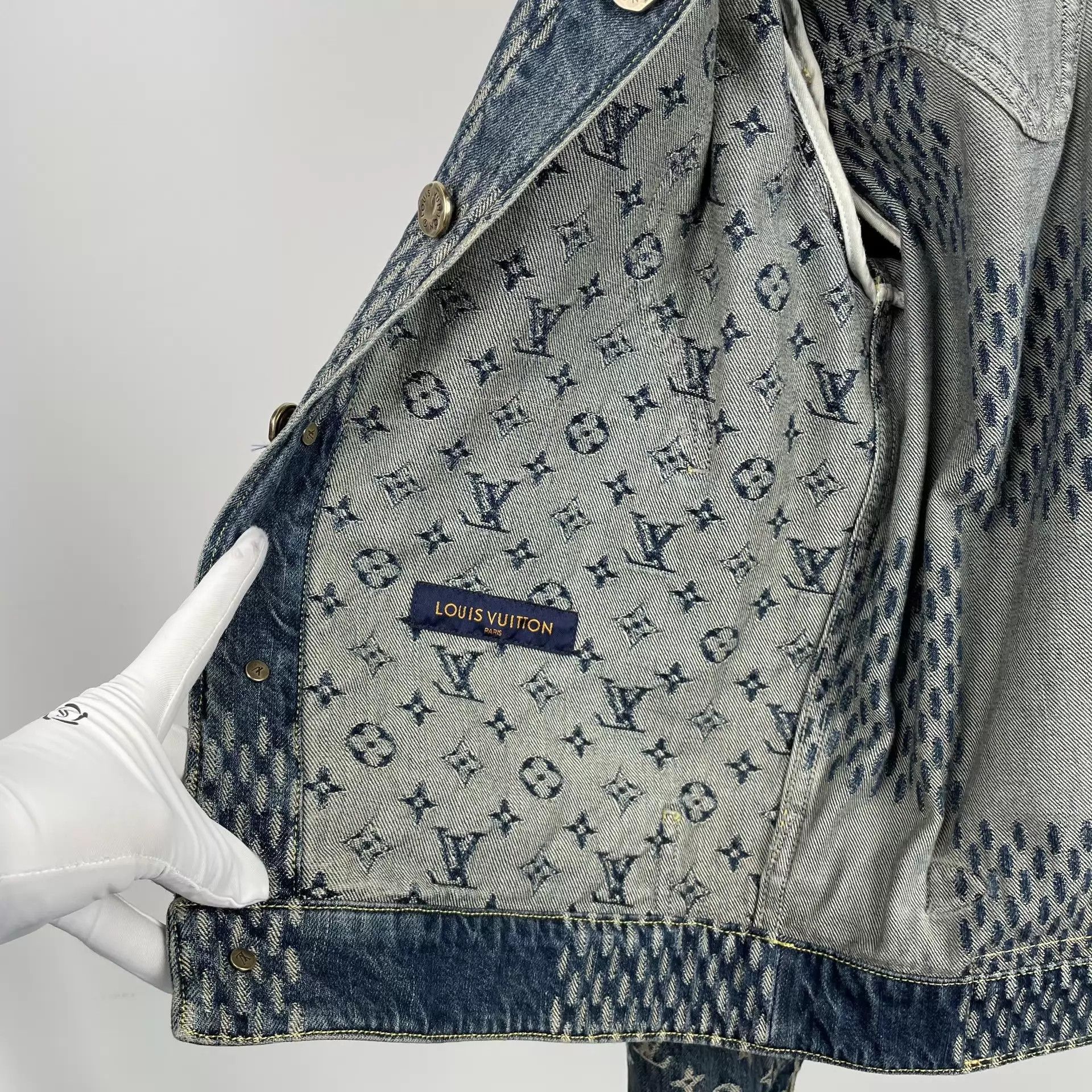 Louis Vuitton LV x Nigo Monogram Denim Jacket 44 Size US S / EU 44-46 / 1 - 9 Thumbnail