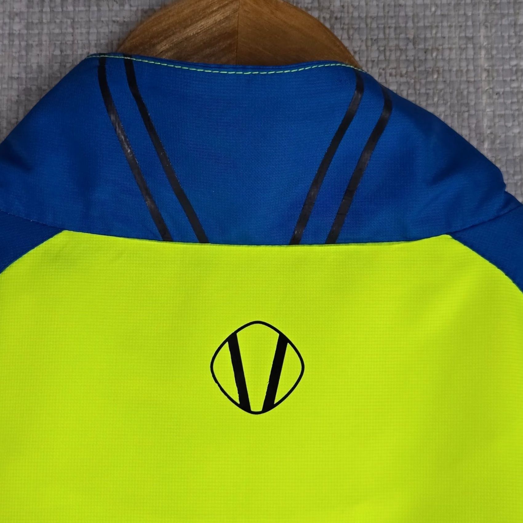 Vintage Sunice X20 Men's 1/2 Zip Short Sleeve Windbreaker Jacket Golf Pullover Large Yellow Merchants/Indoor Styles Size US L / EU 52-54 / 3 - 6 Thumbnail