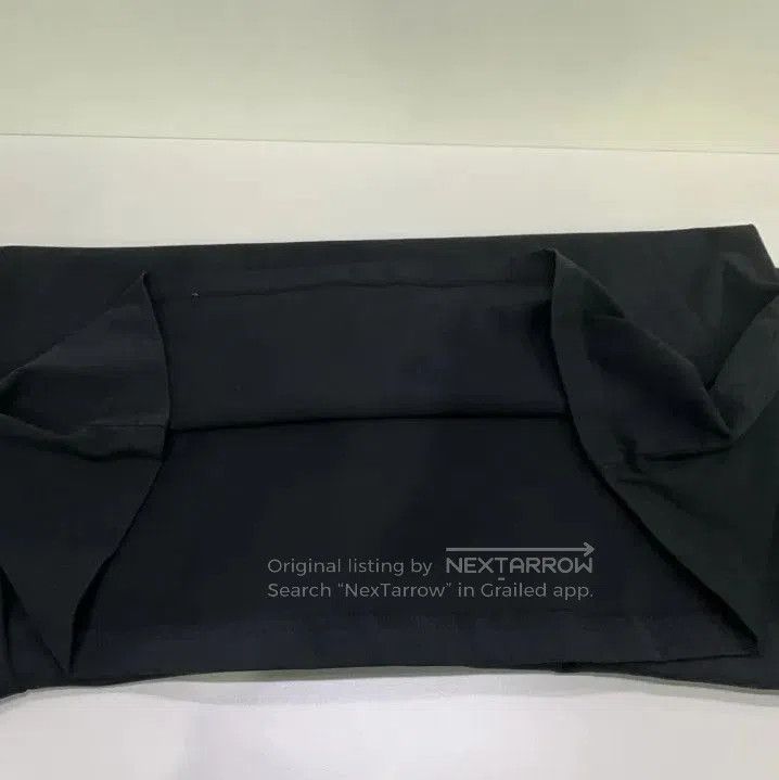 Balenciaga Balenciaga Black Be Different Graphic T. Size US S / EU 44-46 / 1 - 6 Thumbnail