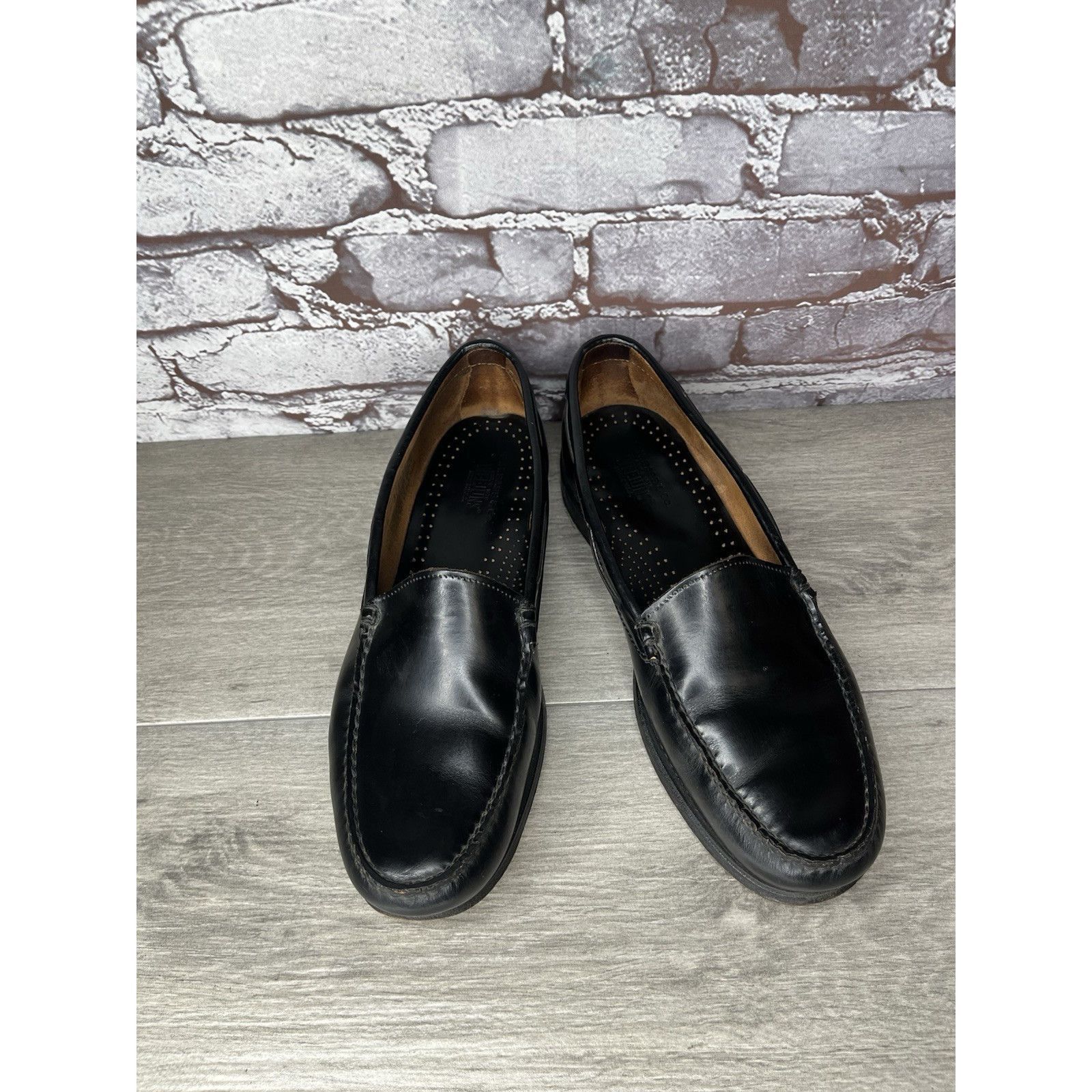 Bass G.H. Bass & Co Weejuns Black Leather Moccasin Loafers Dress Size US 9.5 / EU 42-43 - 2 Thumbnail