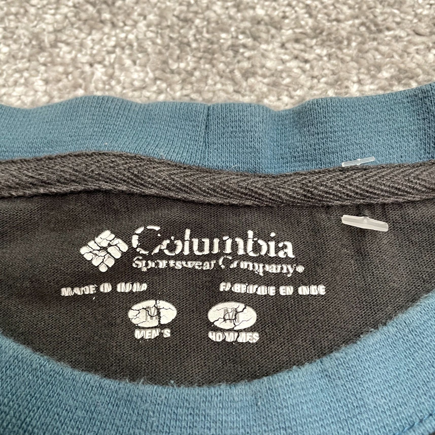Vintage Columbia T-Shirt Men M Black Crew Neck Short Sleeve Cotton Tee Casual Knit Regular Fit Logo Pattern Solid 90s Outdoor Mens Size US M / EU 48-50 / 2 - 6 Thumbnail