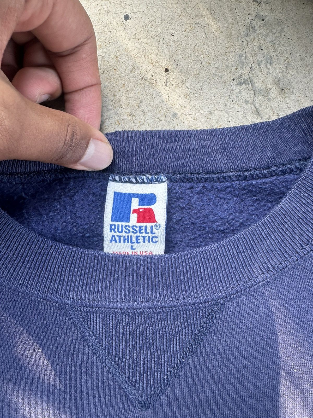 Russell Athletic 👹Vintage Sun Faded Russell Athletic Boxy Hoodie Size US L / EU 52-54 / 3 - 8 Thumbnail