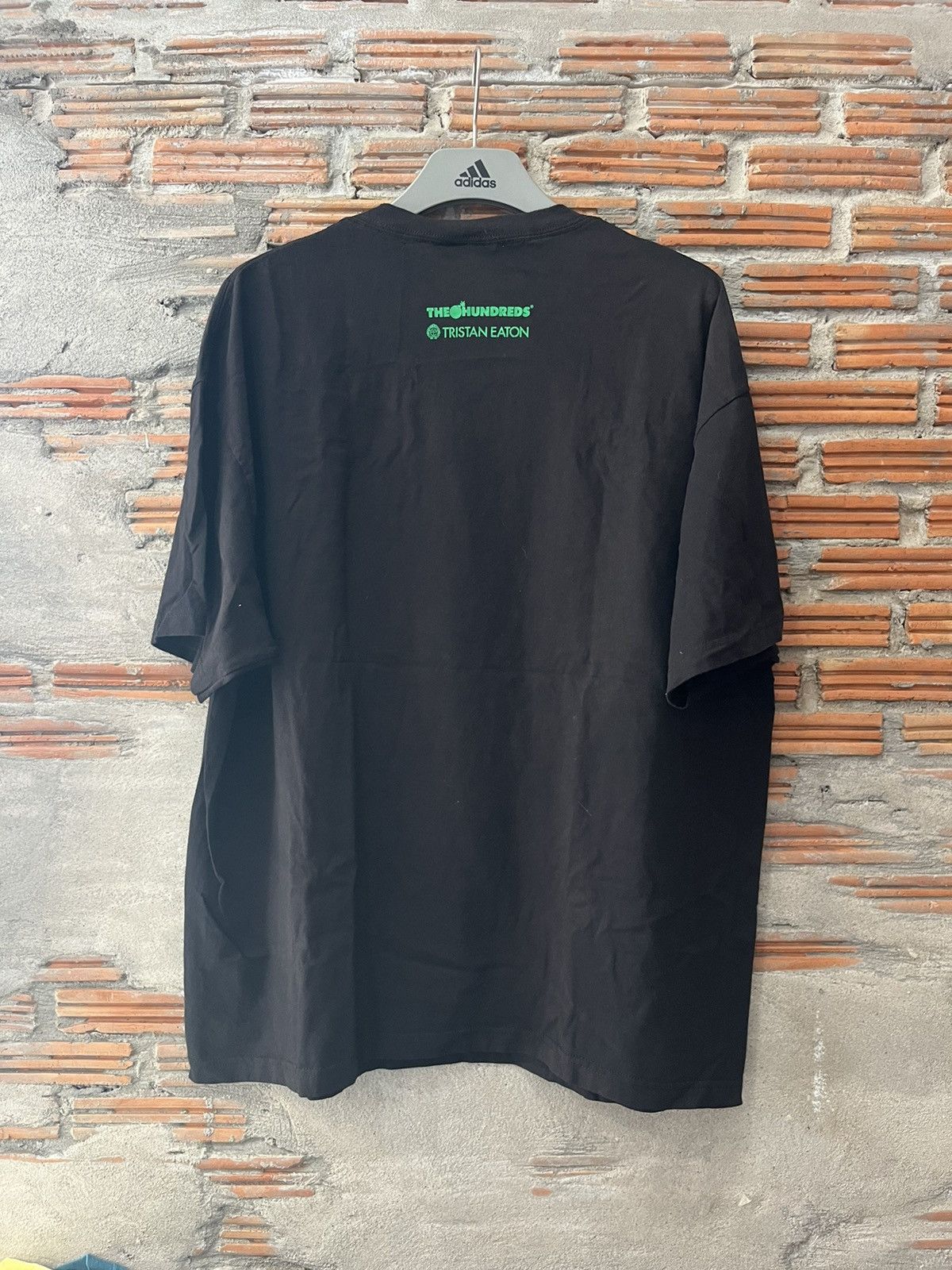 Disney × The Hundreds The Hundreds x Tristan Eaton (Bride of Frankenstein) Size US XXL / EU 58 / 5 - 3 Thumbnail