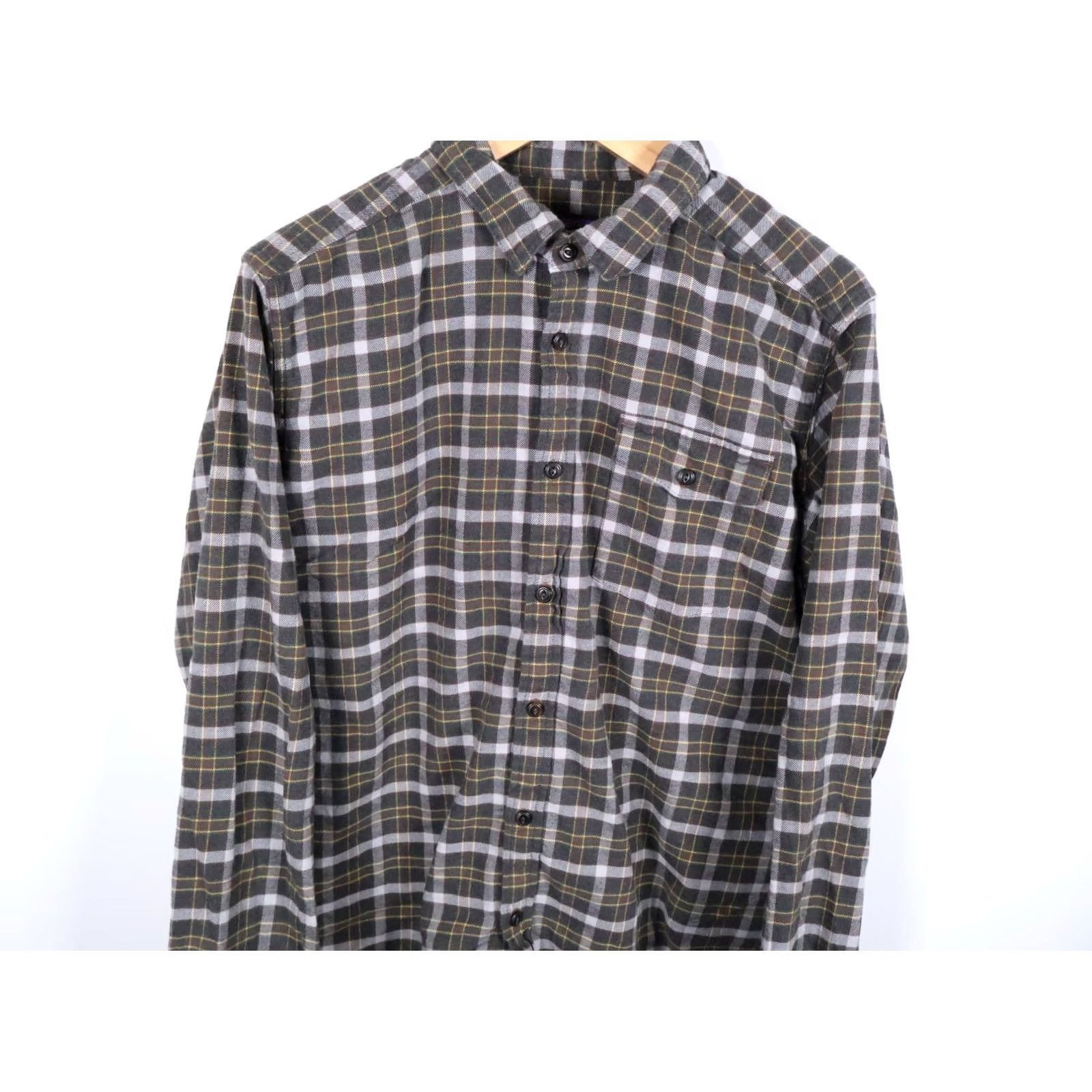 Patagonia Patagonia Shirt XL Men Brown Gray Plaid Organic Cotton Fjord Flannel Button-Up Long Sleeve Collared Trail Workwear Vintage No Size US XL / EU 56 / 4 - 4 Thumbnail