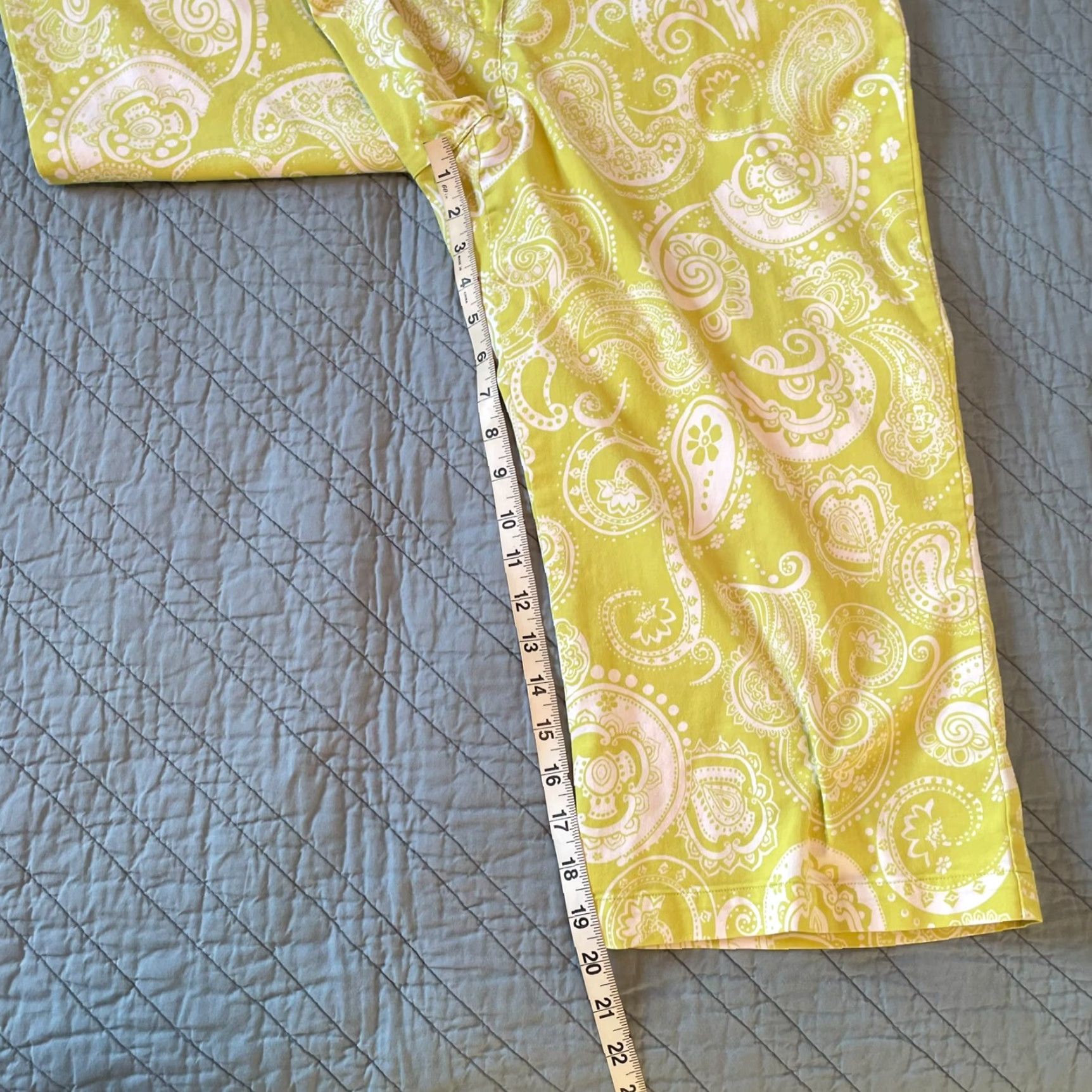 Vintage Chico's Capri Pants Large 14 Lime Green Paisley Preppy Casual Lightweight Cotton Blend Knit Summer Spring Fall Women Size 36" / US 14 / IT 50 - 7 Thumbnail