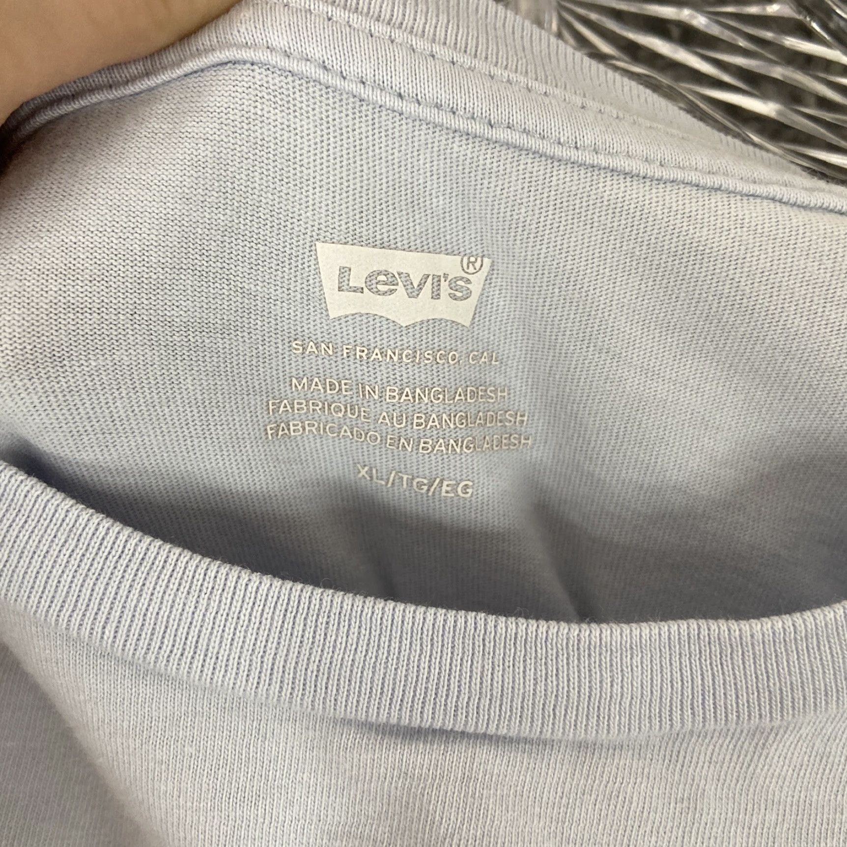 Levi's Levi's T-Shirt Women XL Blue Graphic Tee Size XL / US 12-14 / IT 48-50 - 5 Thumbnail