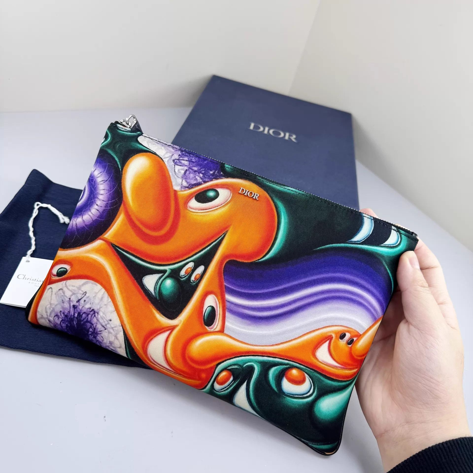 Dior Dior x Kenny Scharf 98 New Onesize Handbag Size ONE SIZE - 3 Thumbnail