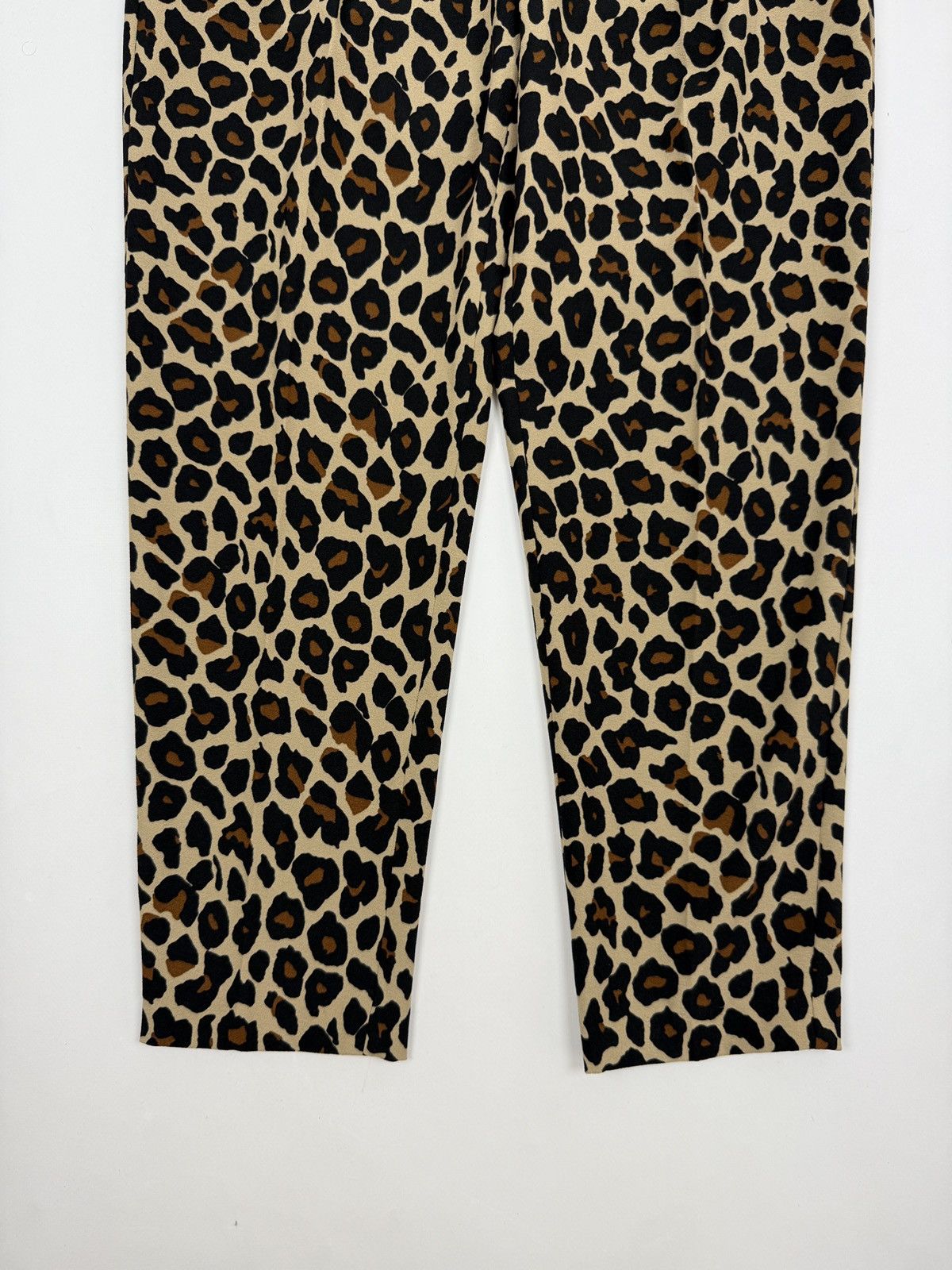 Weekend Max Mara Weekend Max Mara Cheetah Animal Print Capri Cropped Trousers Size 30" / US 8 / IT 44 - 5 Thumbnail