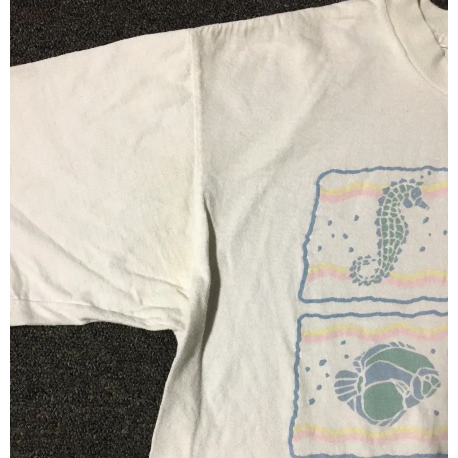 Vintage VINTAGE 90s Sea Life Faded Shirt M USA Fish Beach Nature Art Surf Grunge Hawaii 80s Shirt Mens Ocean Beach Art Fish Grunge Hawaii 90s USA Vintage Size US M / EU 48-50 / 2 - 5 Thumbnail