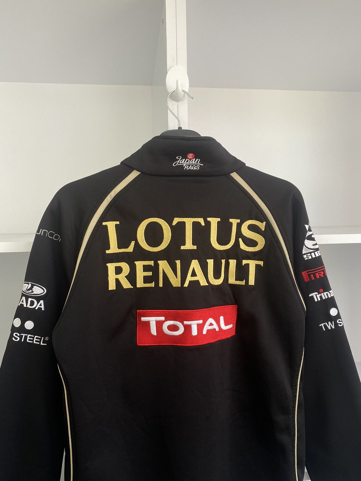 Vintage Vintage LOTUS RENAULT Formula1 Racing Soft Shell Jacket Size US M / EU 48-50 / 2 - 11 Thumbnail