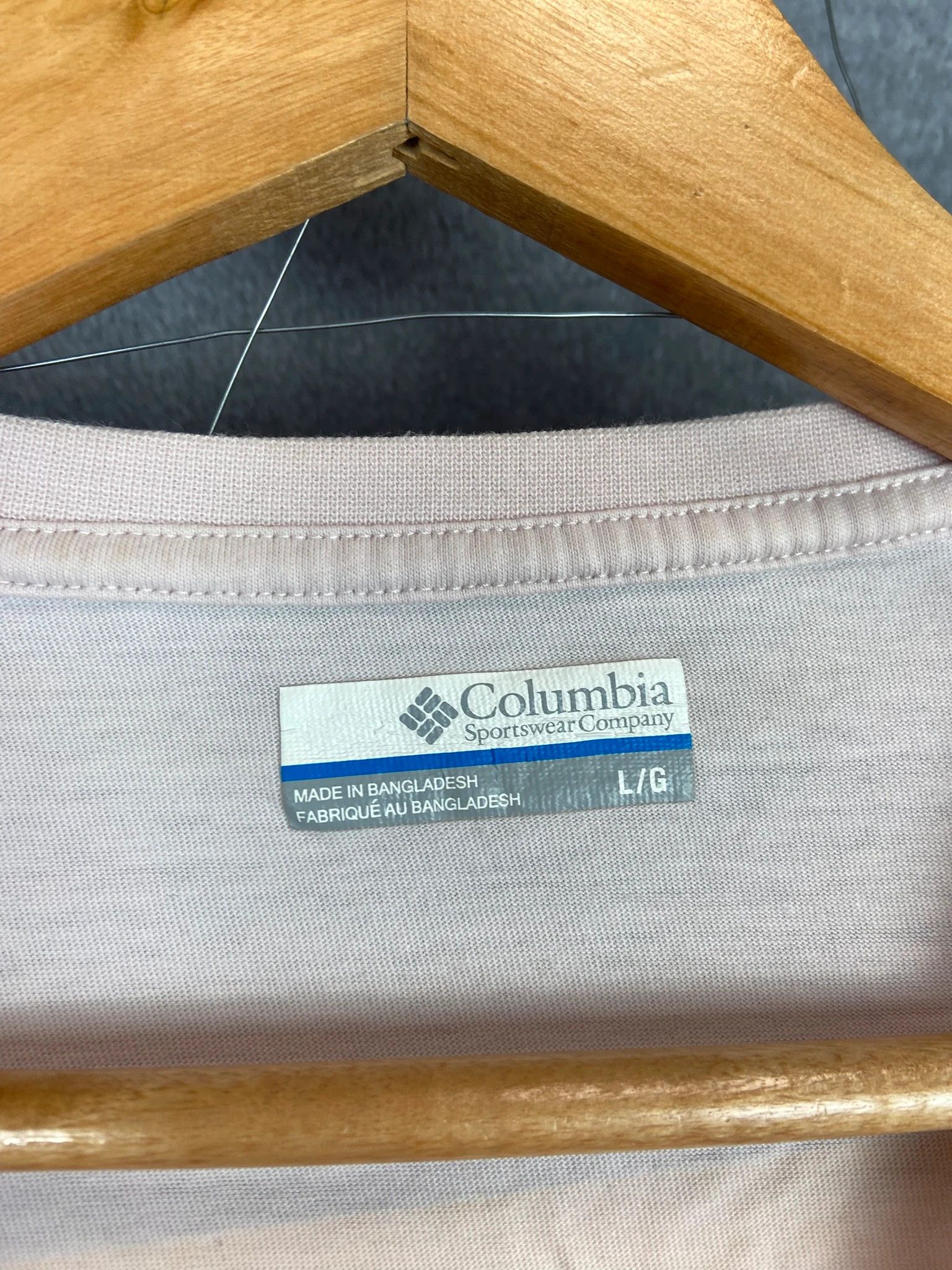 Columbia Columbia Mountain Tee – Pastel Pink Landscape Print (L) Size US L / EU 52-54 / 3 - 5 Thumbnail