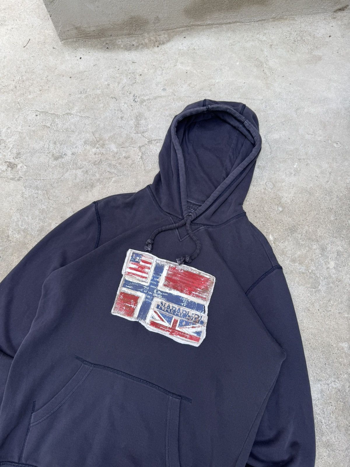 Napapijri VINTAGE NAPAPIJRI FLAG HOODIE Size US S / EU 44-46 / 1 - 3 Thumbnail