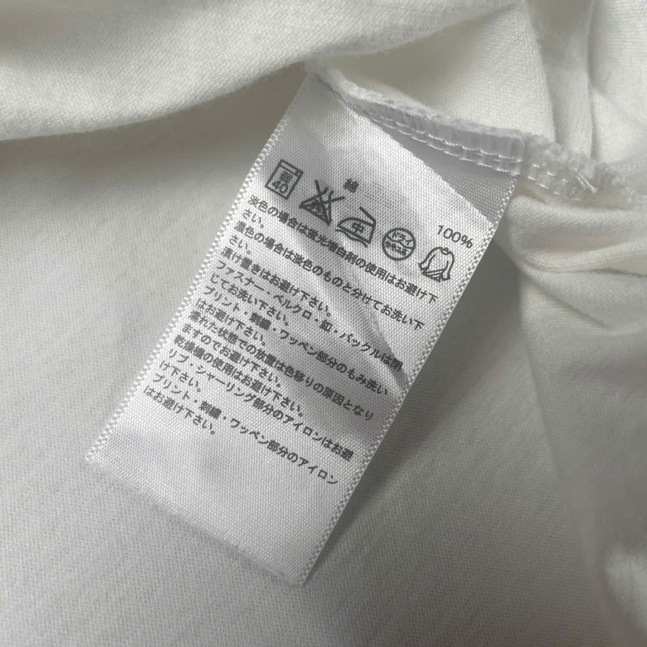 Adidas Adidas boxy shirt in white Size US S / EU 44-46 / 1 - 5 Thumbnail