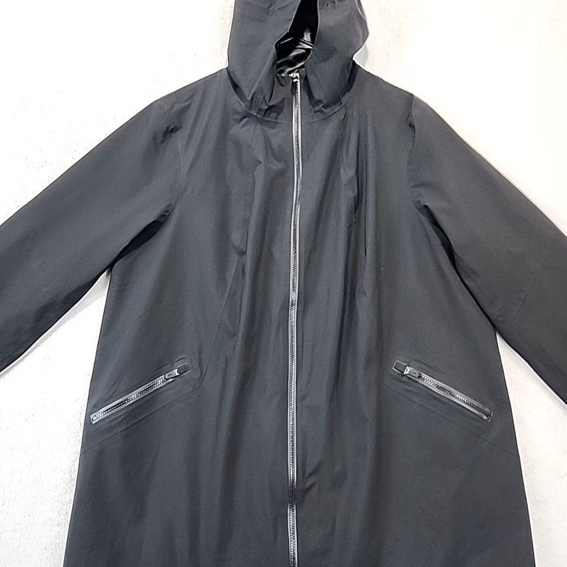 Lands' End Lands' End Womens Plus Size 1X Black Water Resistant Outdoor Hooded Jacket F25040 Size XL / US 12-14 / IT 48-50 - 3 Thumbnail