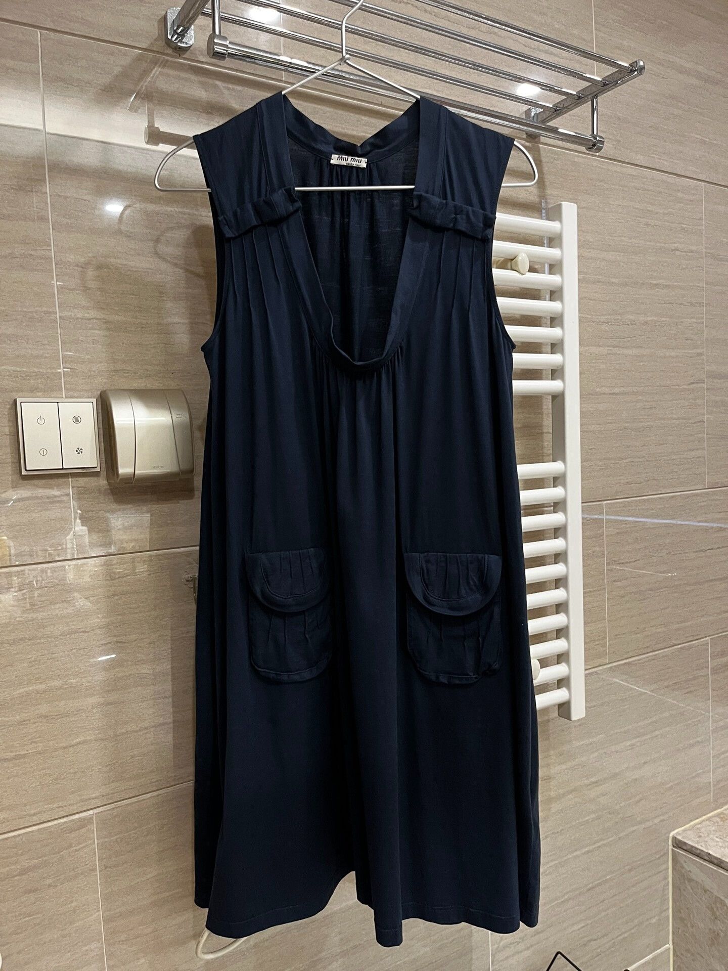Miu Miu Miumiu XS Loose Vest Dress Size XS / US 0-2 / IT 36-38 - 1 Thumbnail