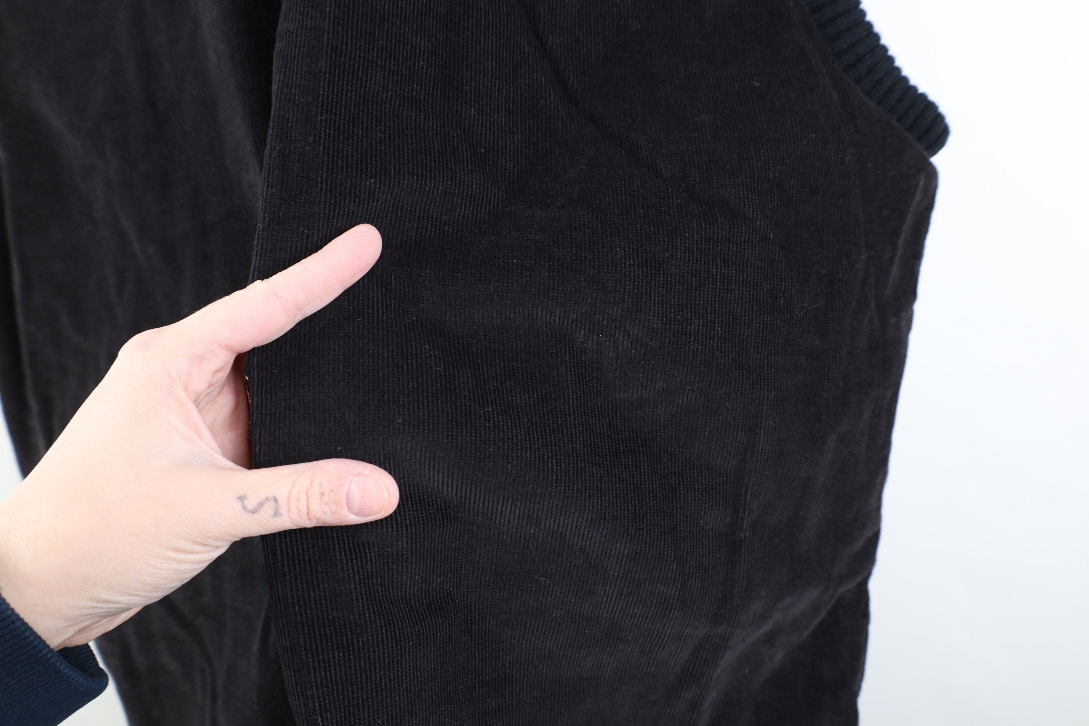 Vintage Vintage 70s Streetwear Quilted Corduroy Vest Jacket Black Size US XL / EU 56 / 4 - 12 Thumbnail