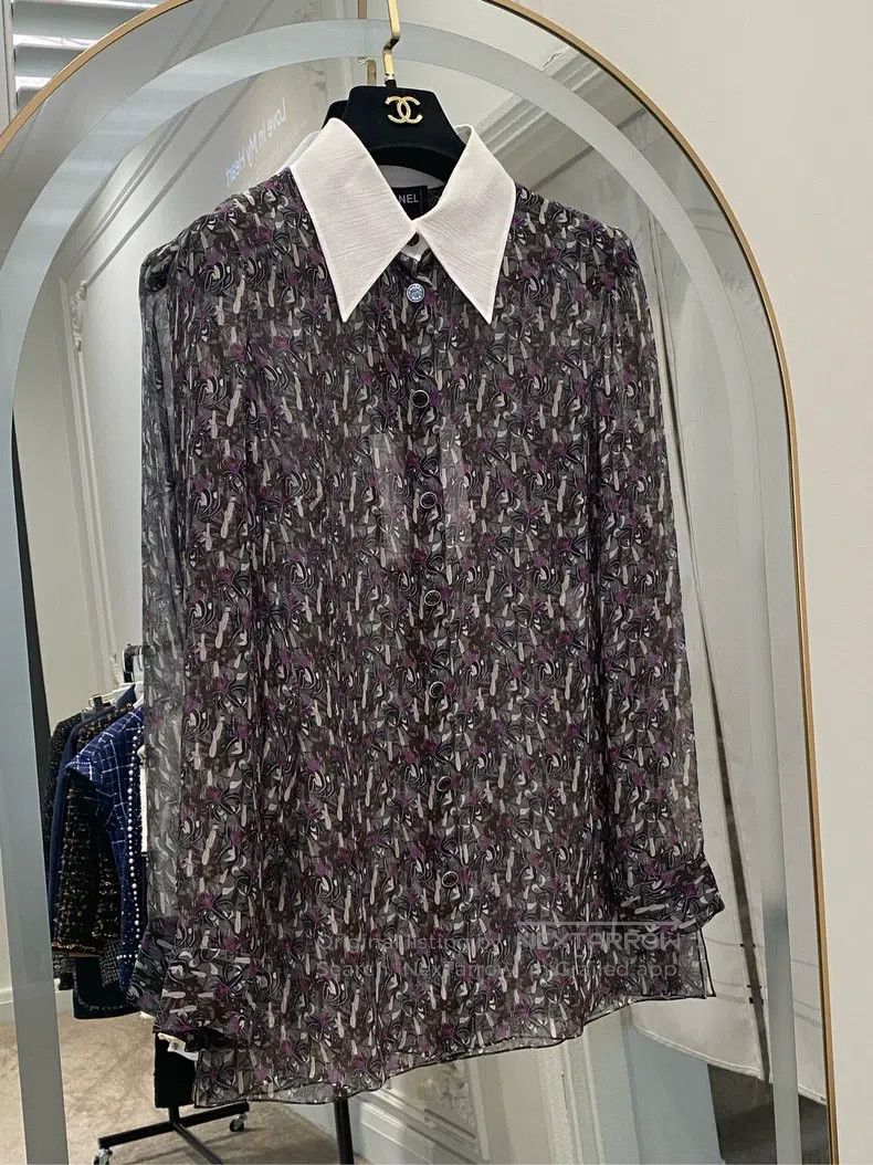Chanel Chanel 23-year-old green silk printed shirt Size XXS / US 00 / IT 34 - 1 Thumbnail
