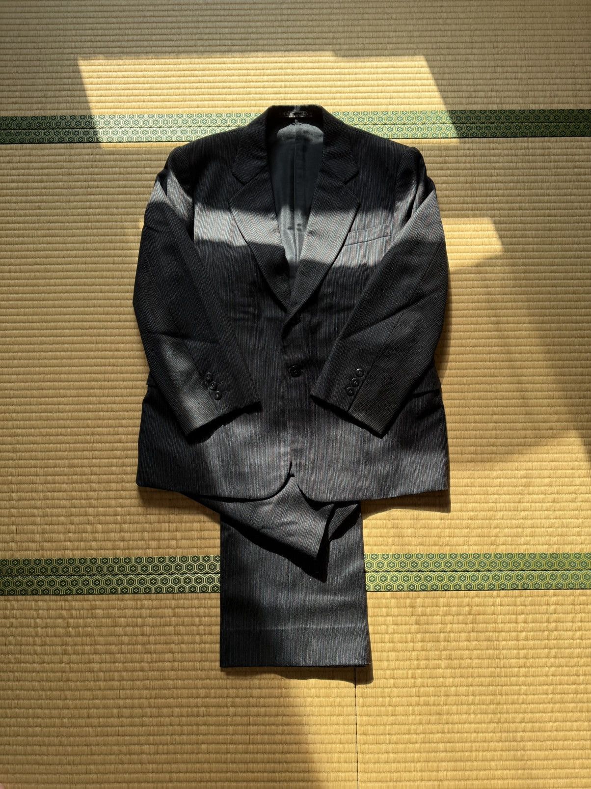 Other Vintage REFINE SUPER ALL WOOLBlueGrey Pinstripe 3-Piece Suit Size 42R - 8 Thumbnail