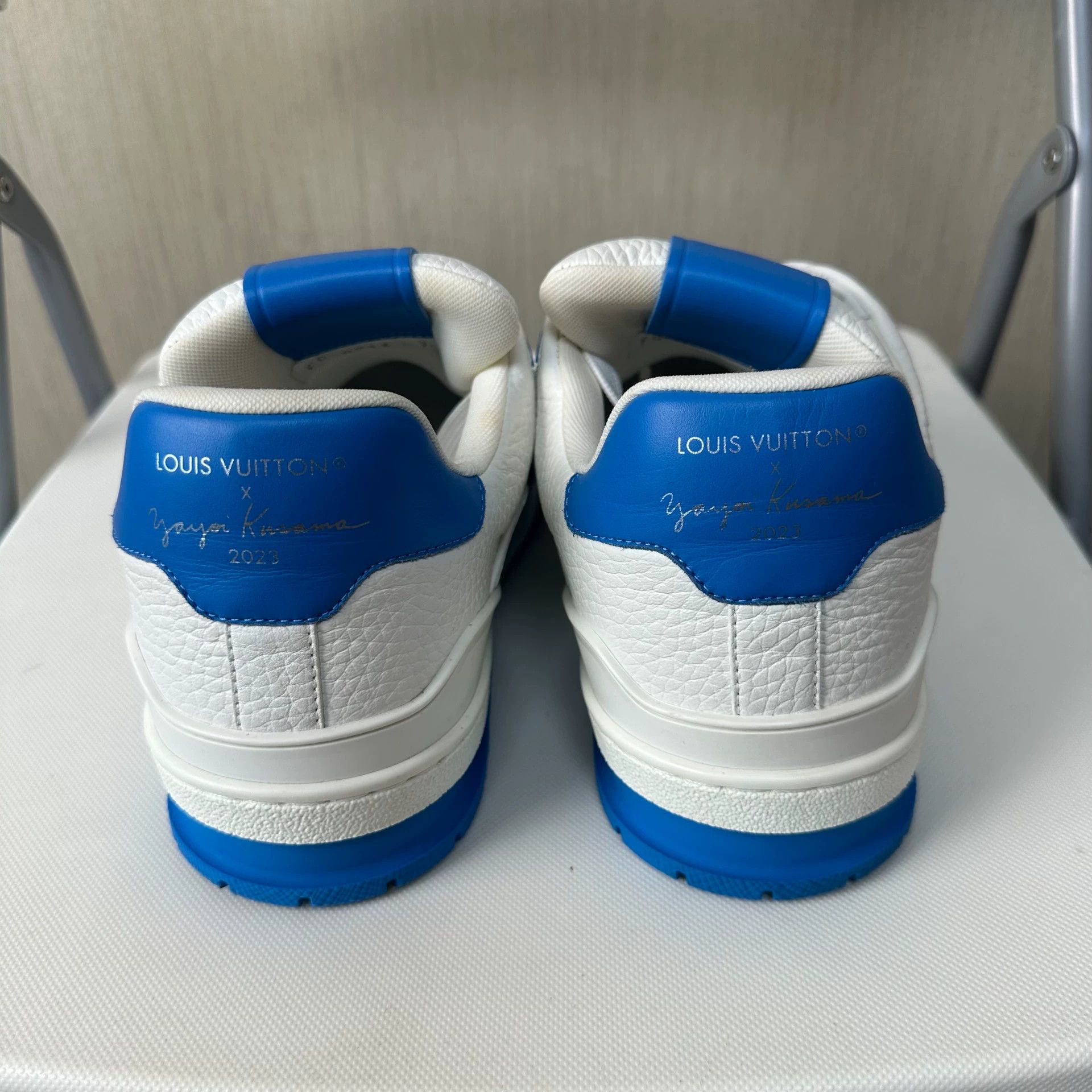 Louis Vuitton LV x Y. Kusama Low-Top Lace-Up Trainer White/Blue Size US 8.5 / EU 41-42 - 3 Thumbnail