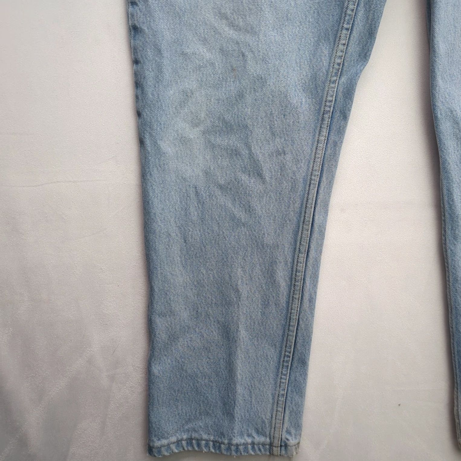 Lands' End VTG Lands End Jeans Men's 34x28 Blue Light Wash Relaxed Straight Leg Jeans USA Regular Slim 5-Pocket Denim Cotton Belt Loops Buttons Mens Size US 34 / EU 50 - 6 Thumbnail