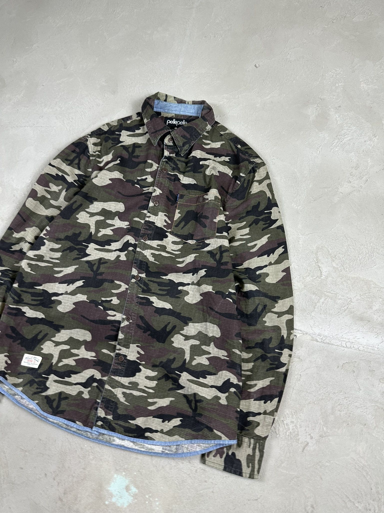 Pelle Pelle Vintage Y2k Pelle Pelle Camo Miitary Button Up Shirt Size US L / EU 52-54 / 3 - 3 Thumbnail