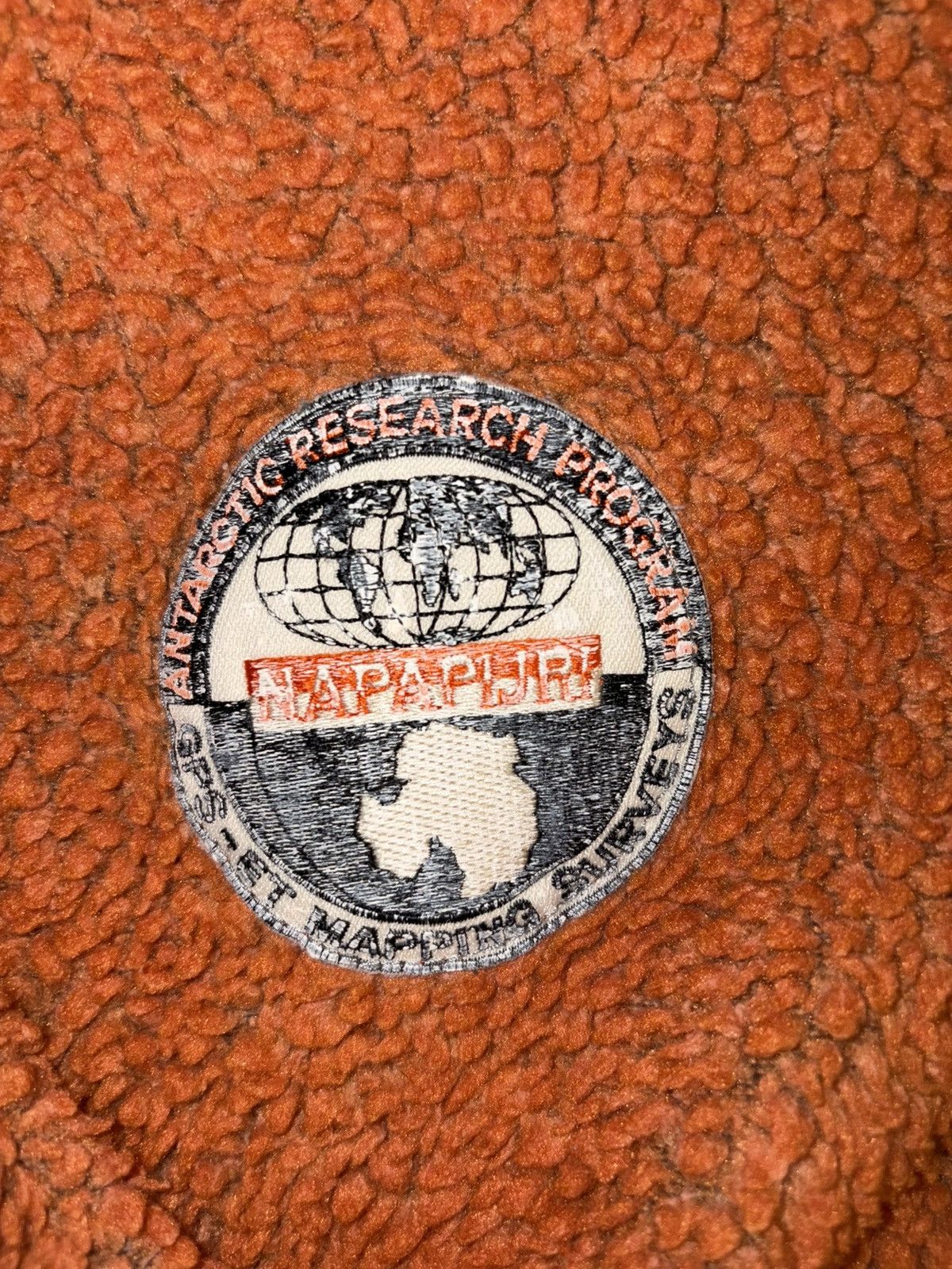Napapijri Orange fuzzy Napa quarter zip Size US L / EU 52-54 / 3 - 5 Thumbnail