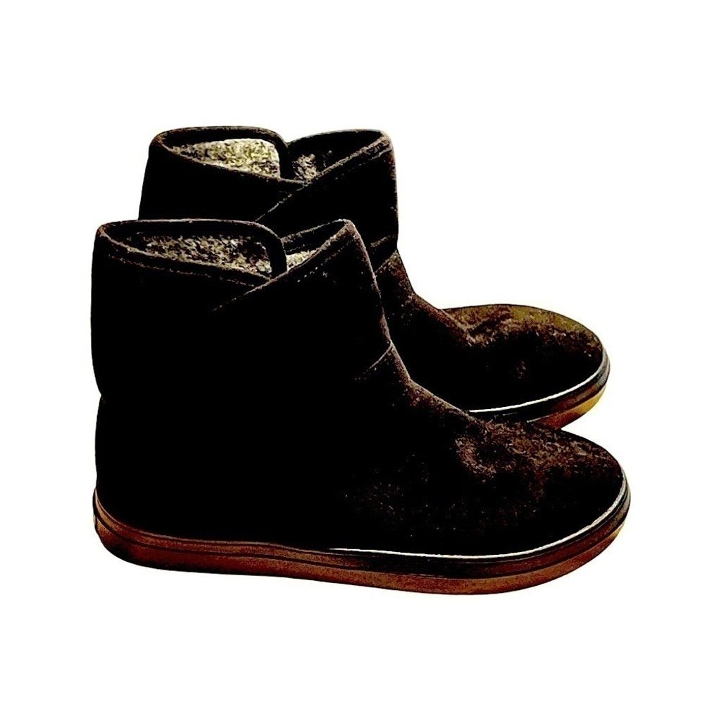 Crocs WOMEN’S CROC Synthetic Suede Lodgepoint Booties Size 5. Size US 5 / IT 35 - 14 Thumbnail
