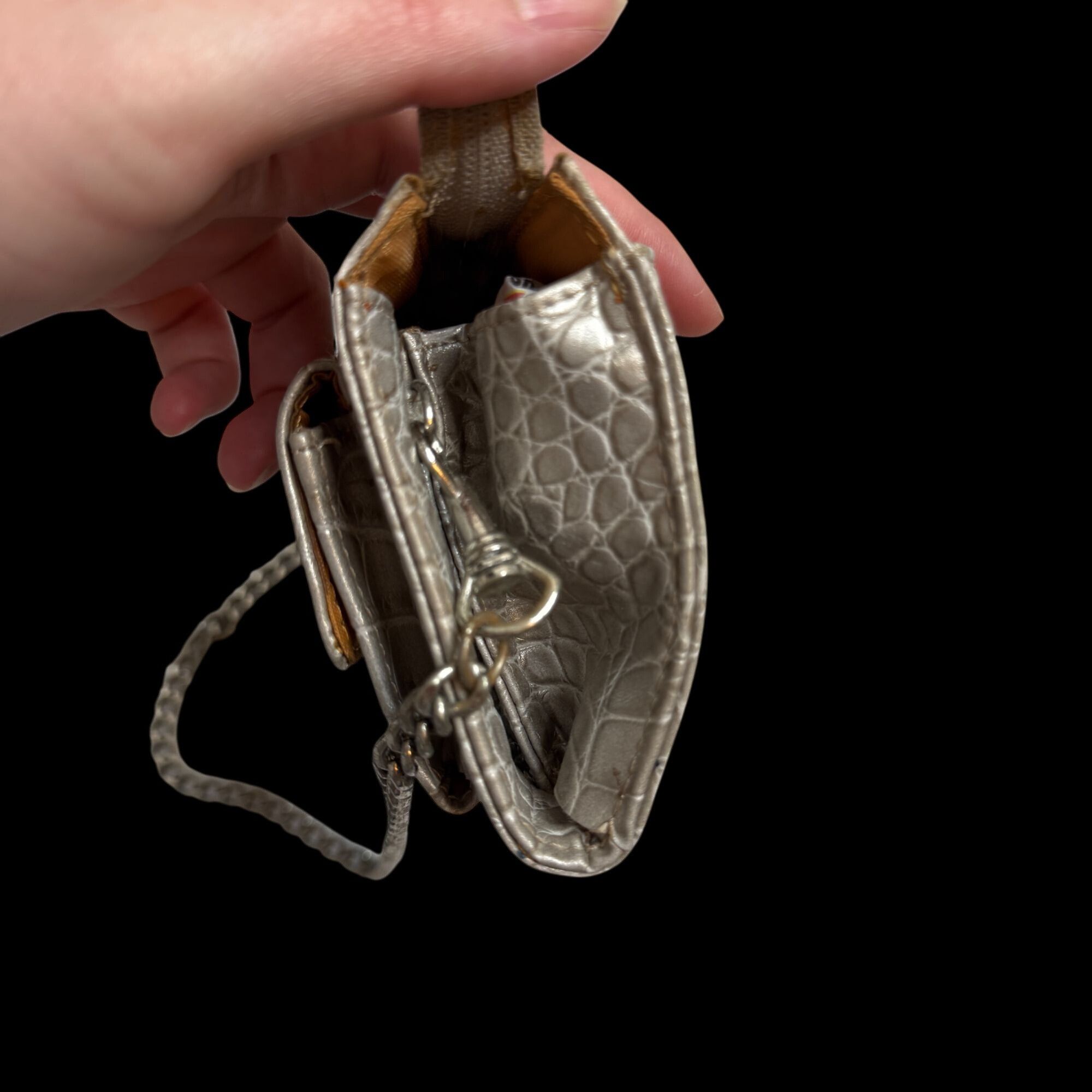 Other KATHY Van Zeeland Crocodile Print Leather Chain Logo Clutch Size ONE SIZE - 11 Thumbnail
