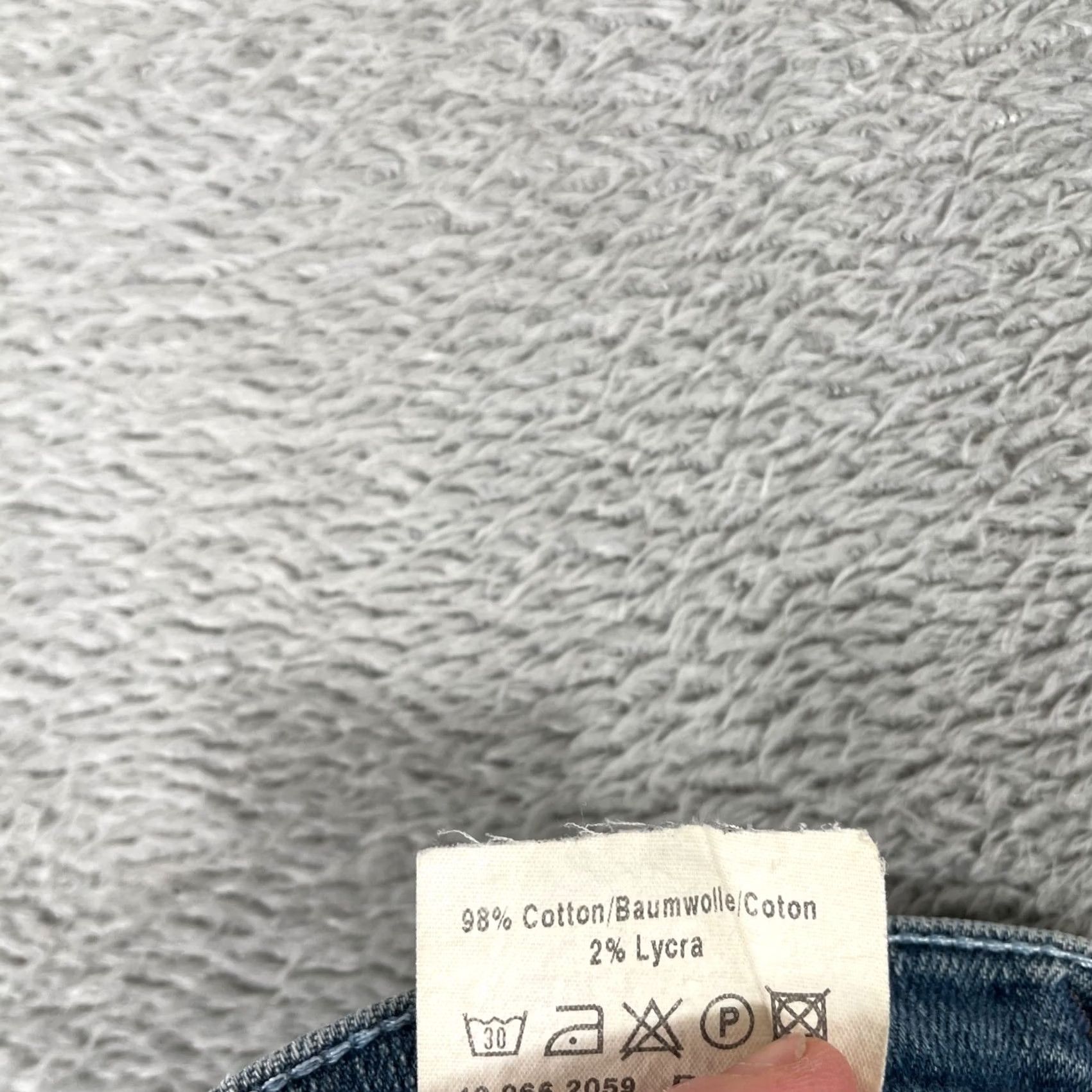 Vintage Mavi Zoe Low Rise Bootcut Jeans Womens 31x32 Blue Denim Y2K Retro 2000s Size 24" / US 00 / IT 34 - 6 Thumbnail